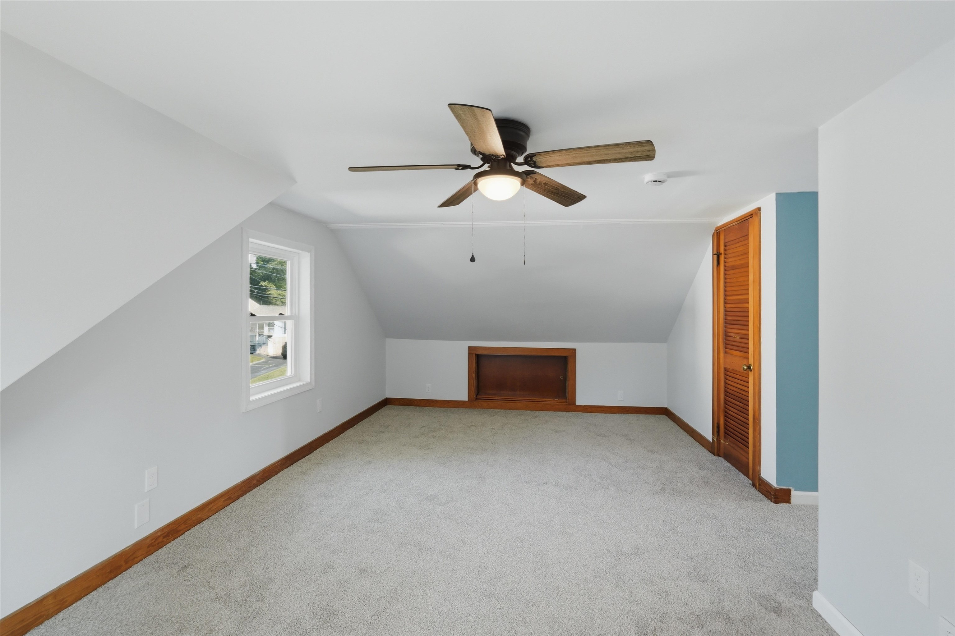 40 Theresa Ct, Manchester, NH 03103