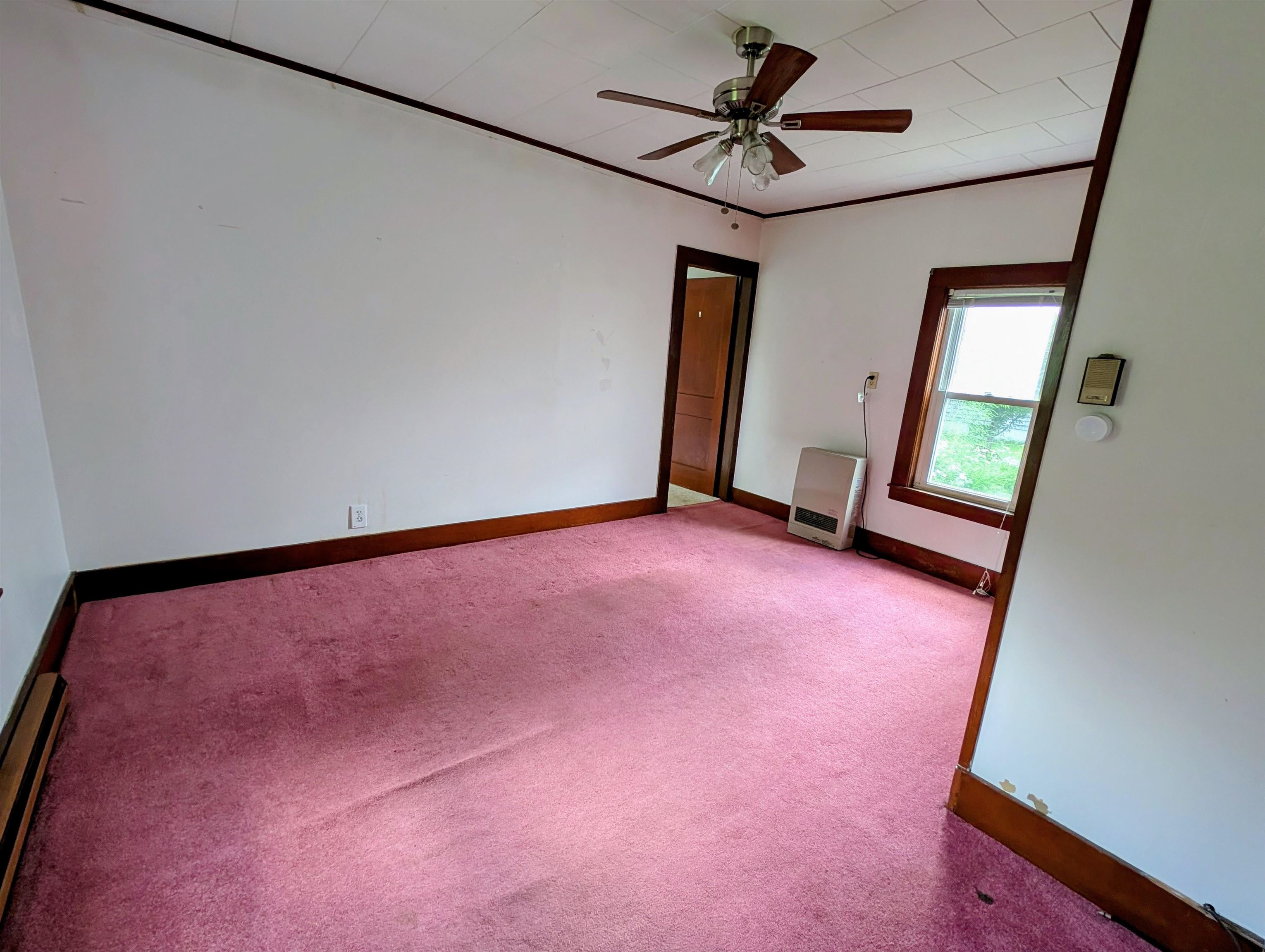 57 Brooklyn St, Northumberland, NH 03582