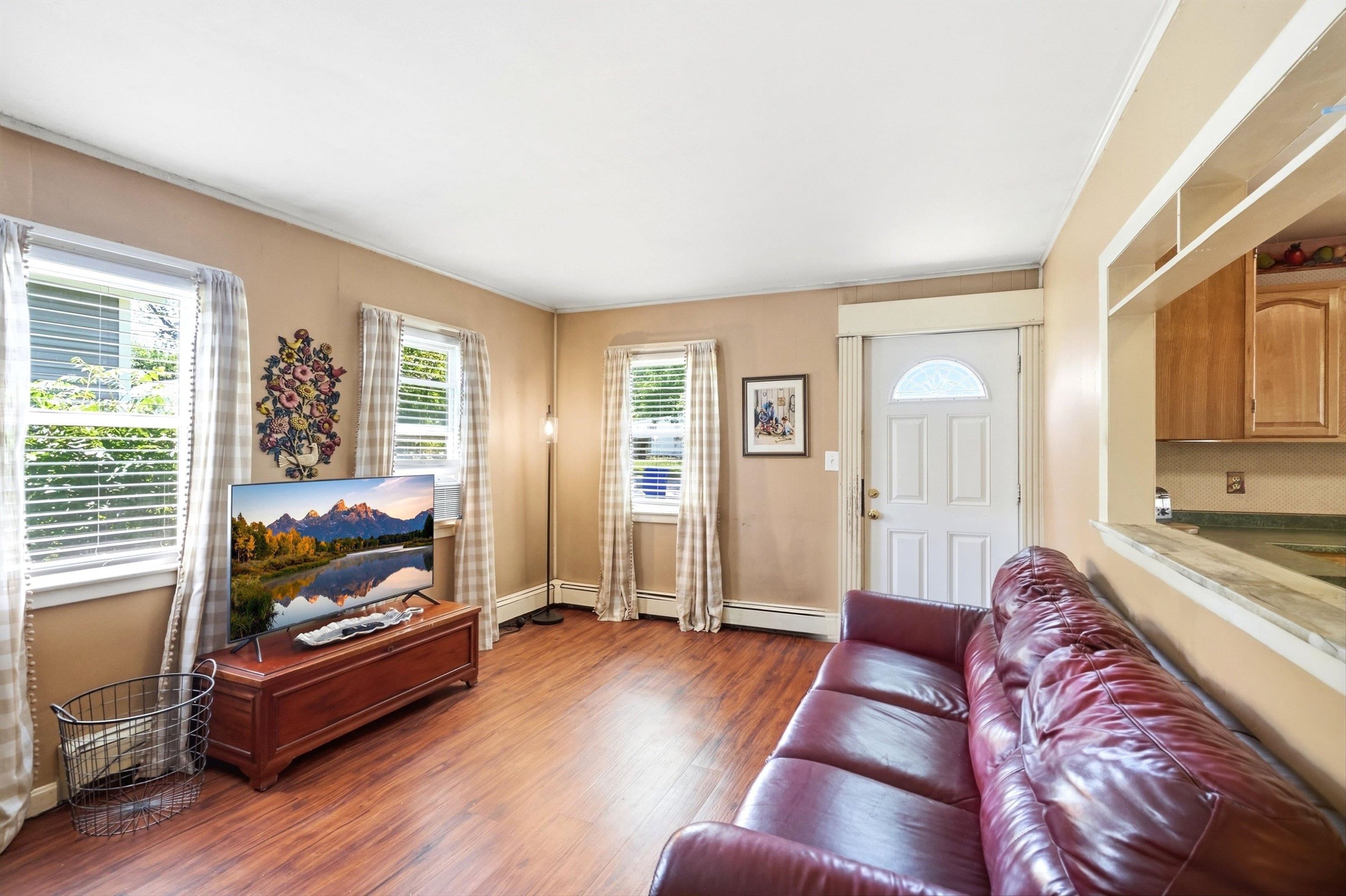 194 Melrose St, Manchester, NH 03109