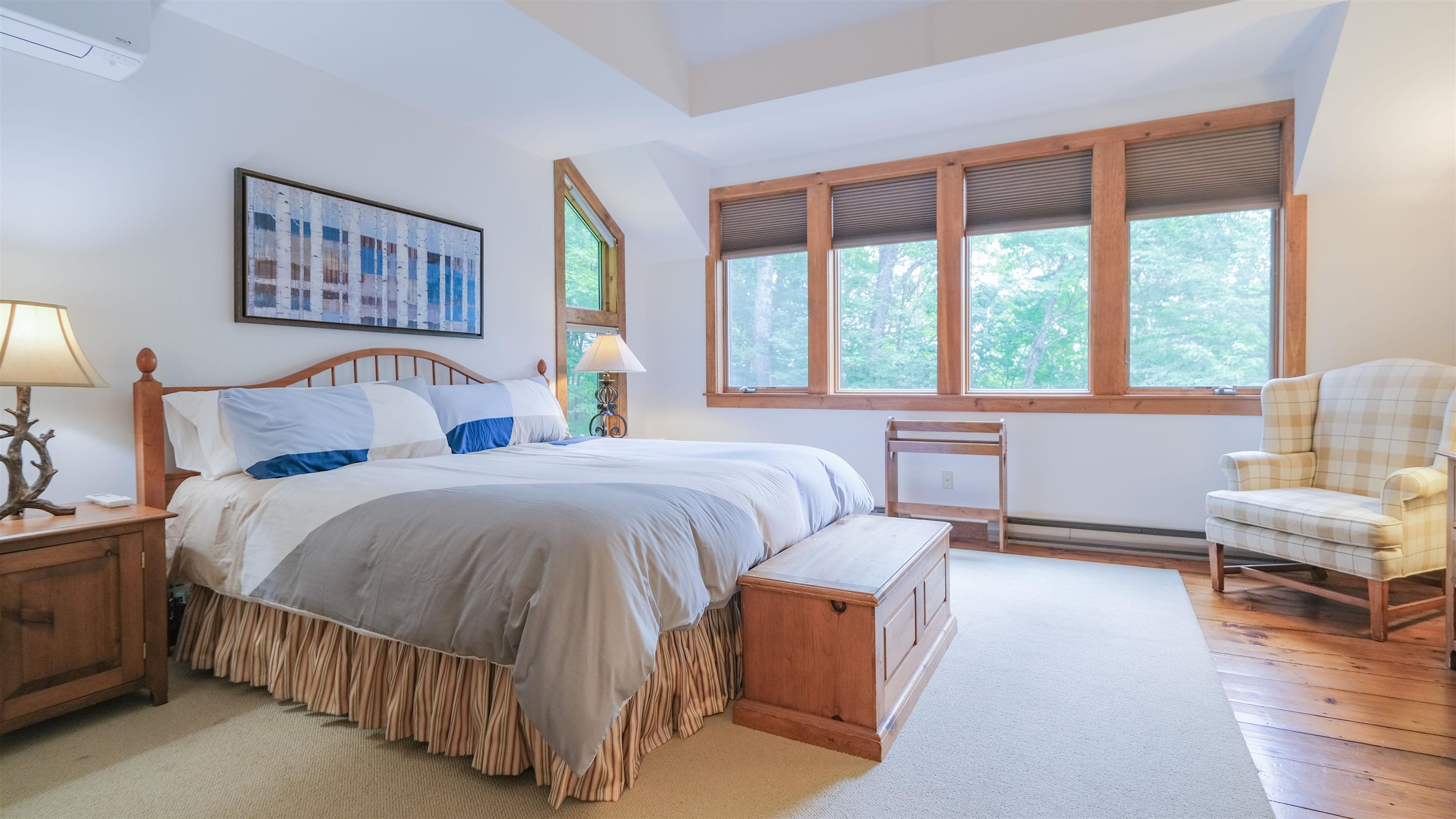 Primary bedroom 25708485