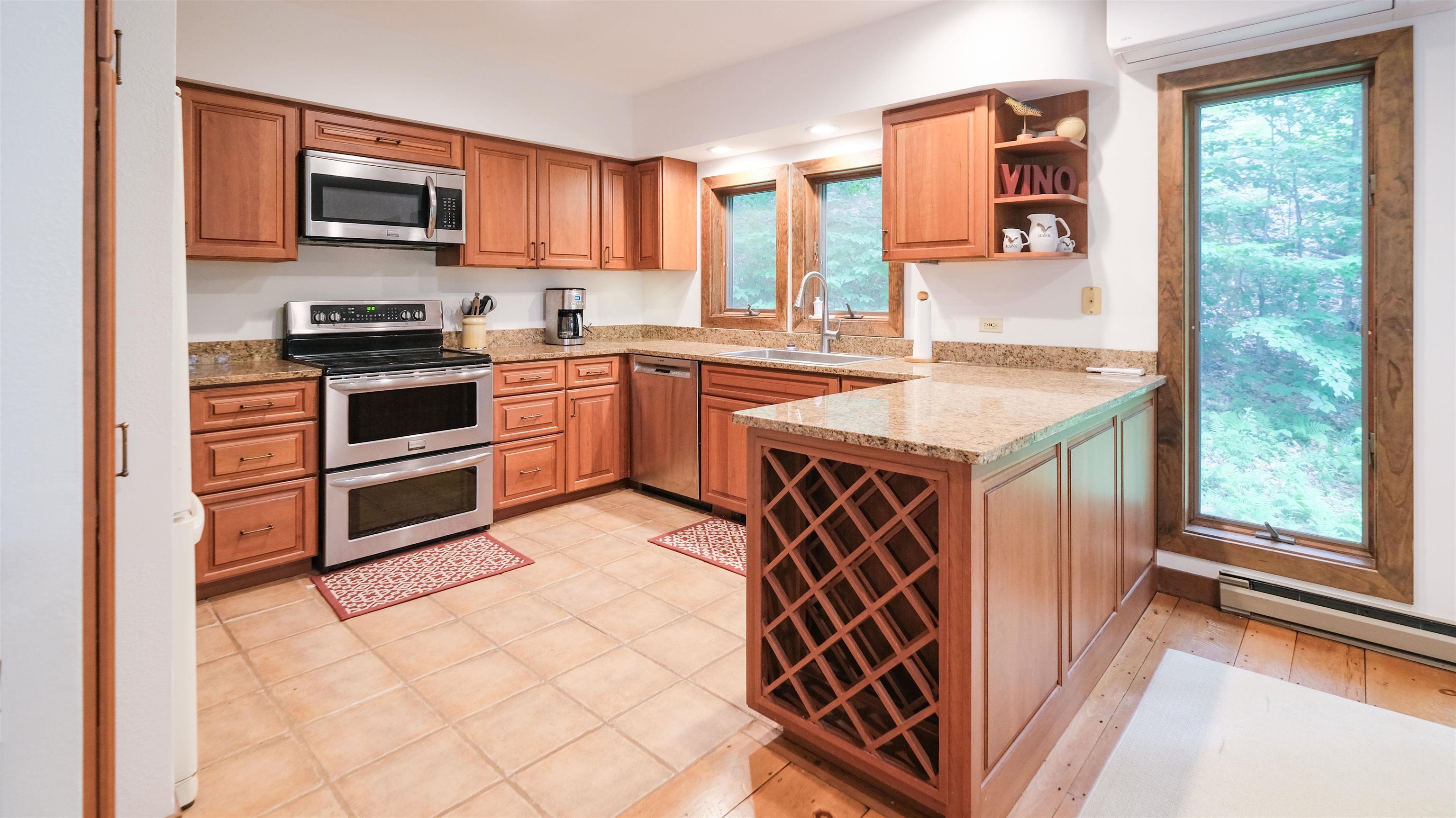 Kitchen 25708471