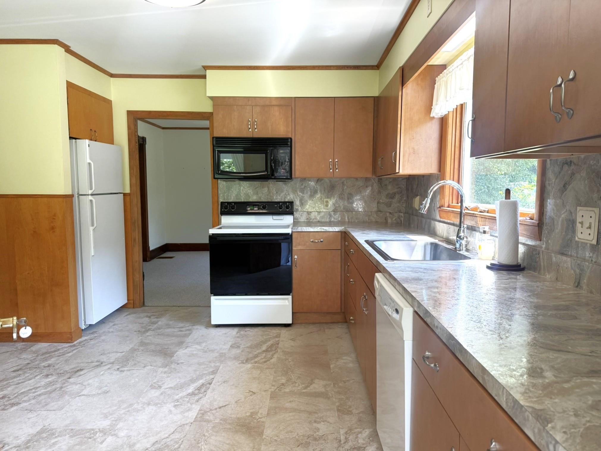 Homes for sale in Hardwick, VT | 112 Terrace Hill St, Hardwick, VT 05843 | MLS# 5099304