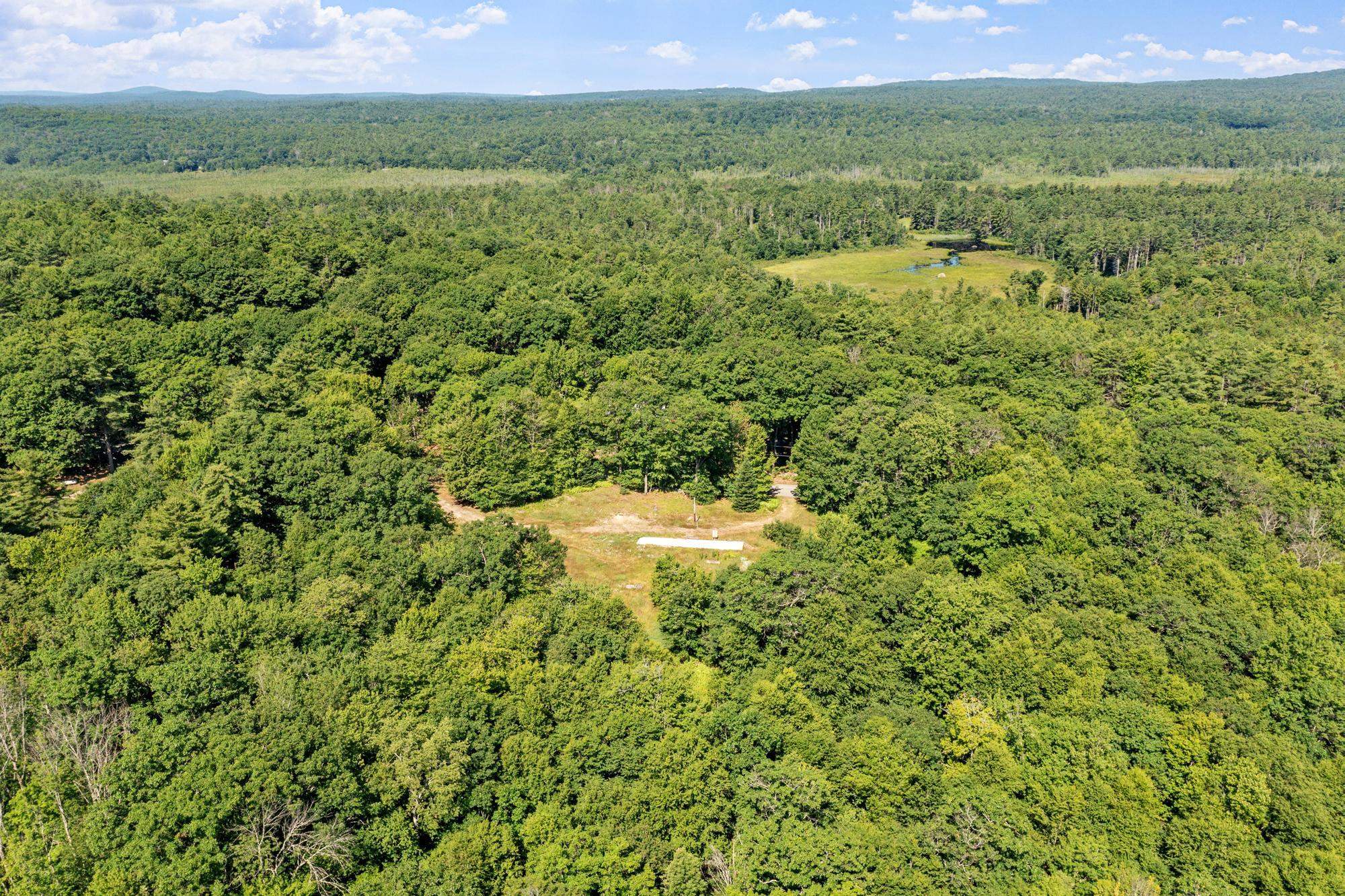 205 W Lake Rd, Fitzwilliam, NH 03447