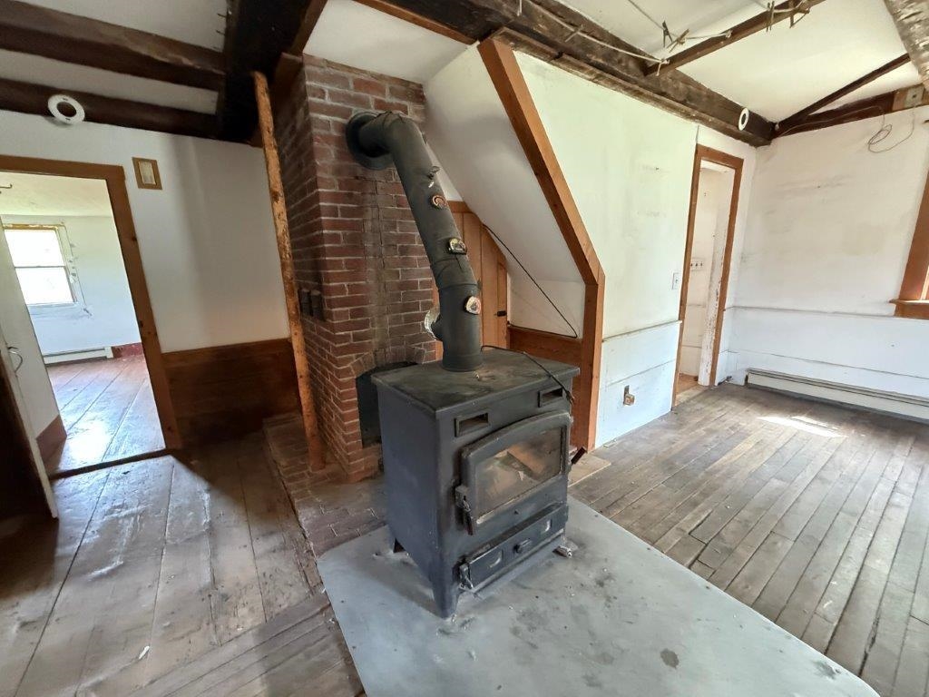 Woodstove Is Included 25711947