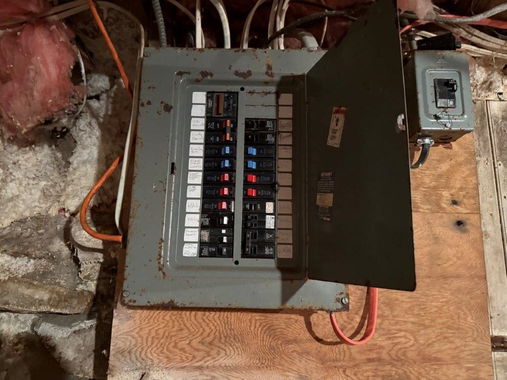 Circuit Breaker Box 25711950
