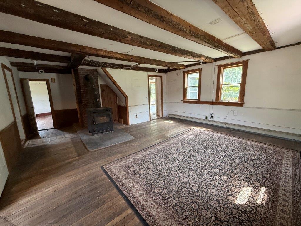 Dining/Living Room 25711931