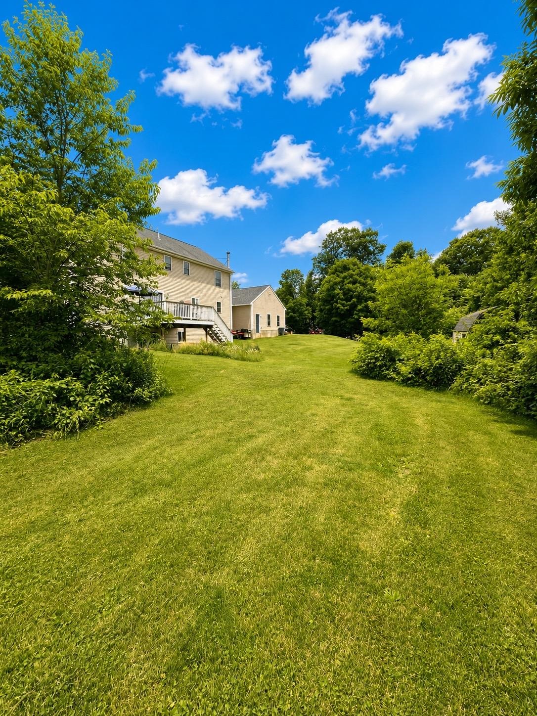 1000 Catamount Rd, Pittsfield, NH 03263