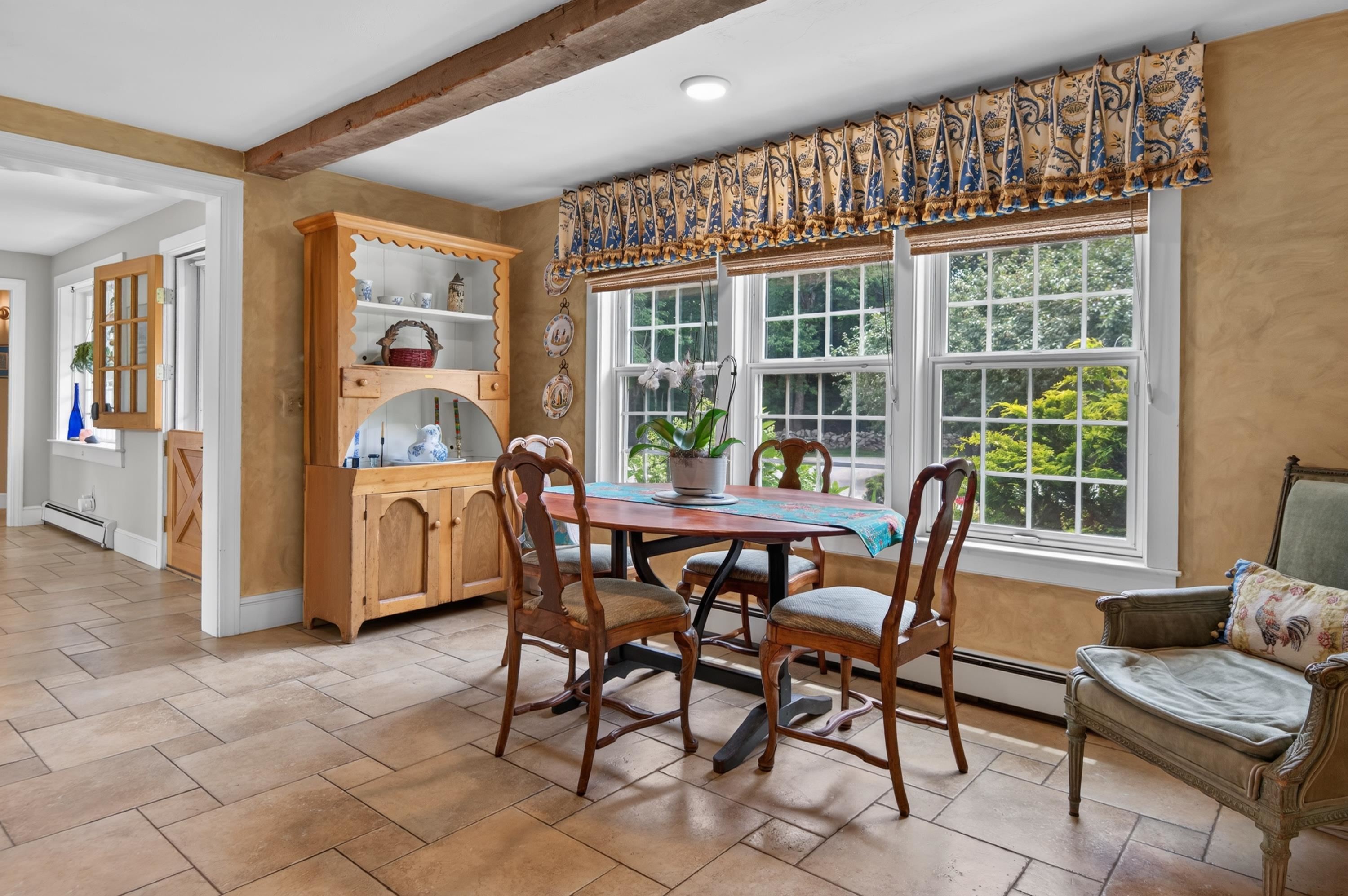 428 Clark Hill Rd, New Boston, NH 03070