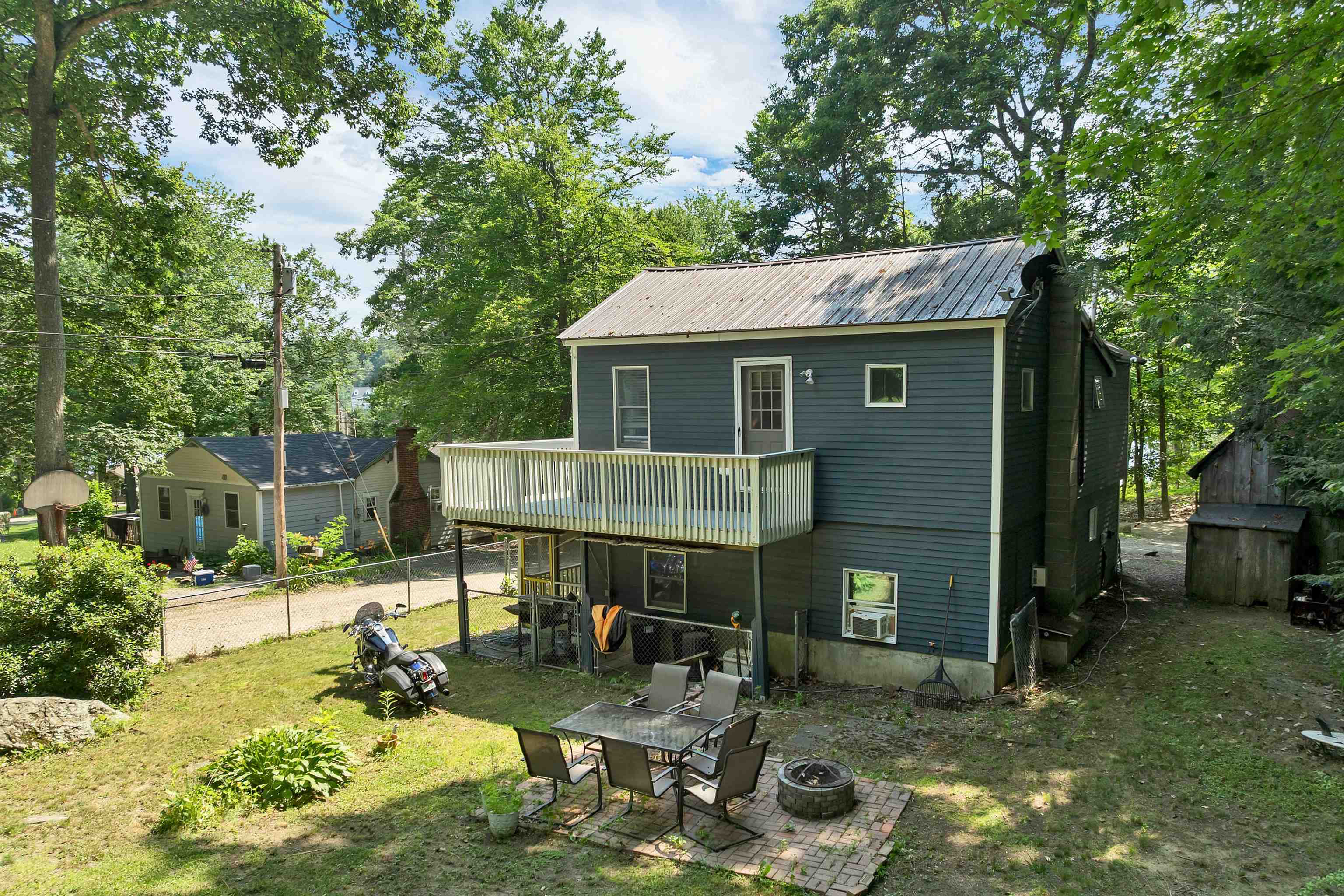 26 Wood Ter, Northwood, NH 03261