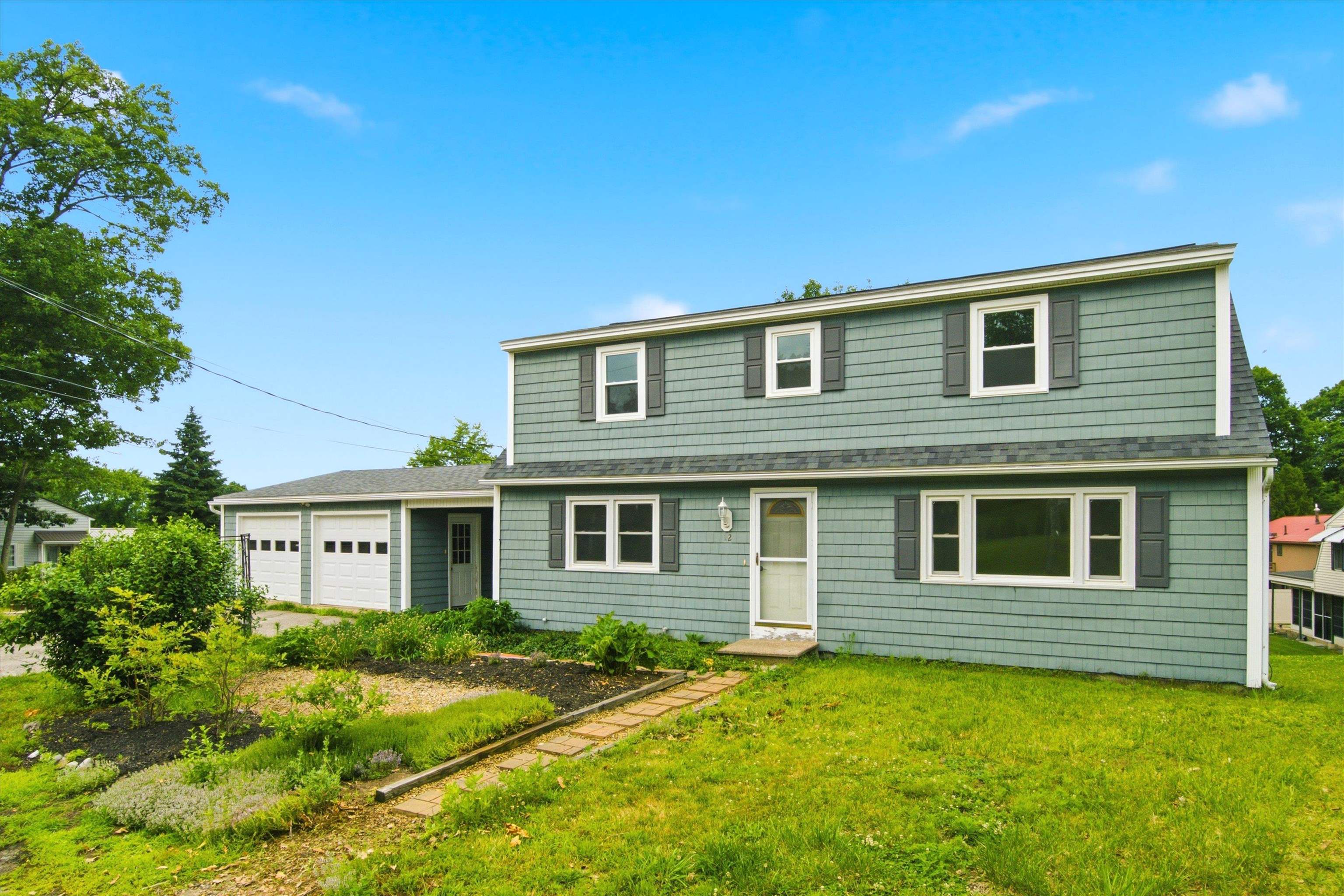 12 Bryant Road, Nashua, NH photo 2