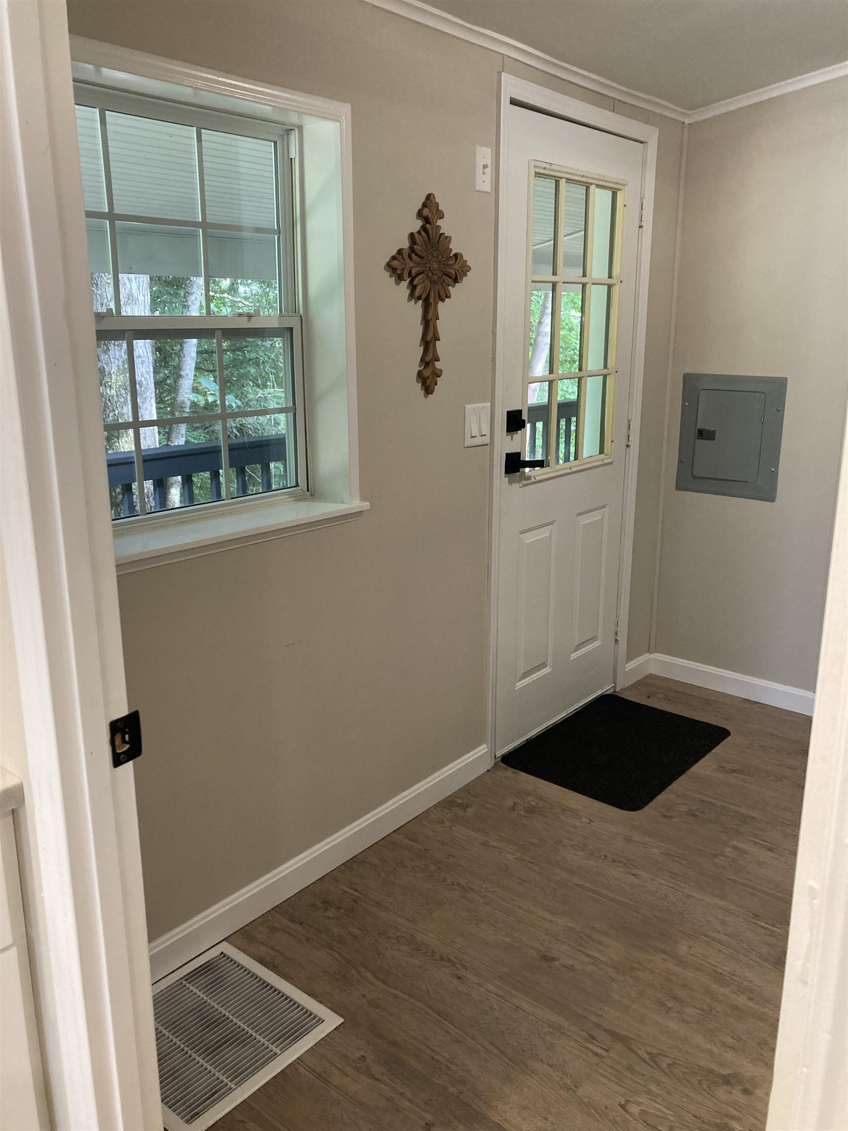 328 Darby Dr, Laconia, NH 03246