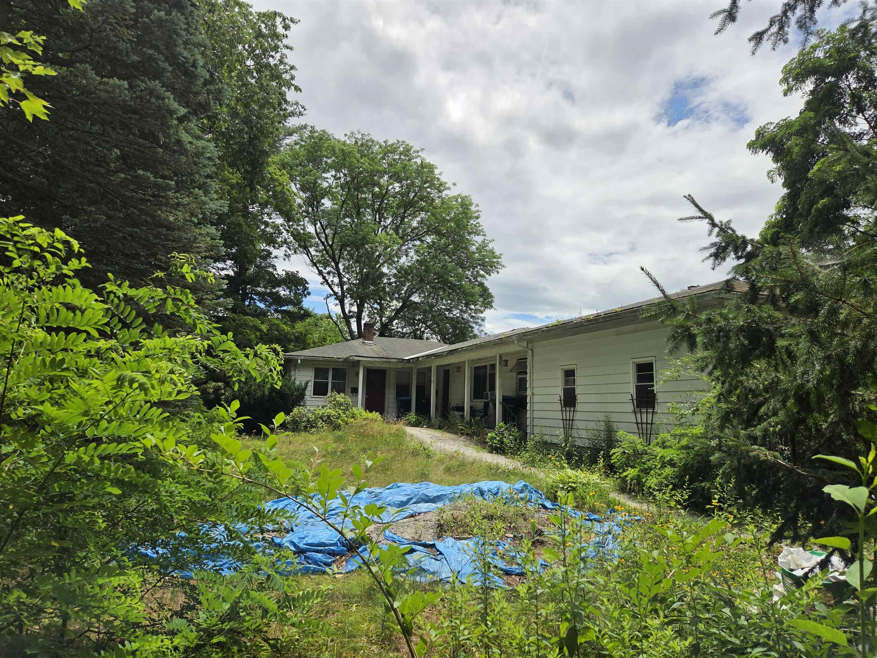 39 Penacook St, Concord, NH 03301