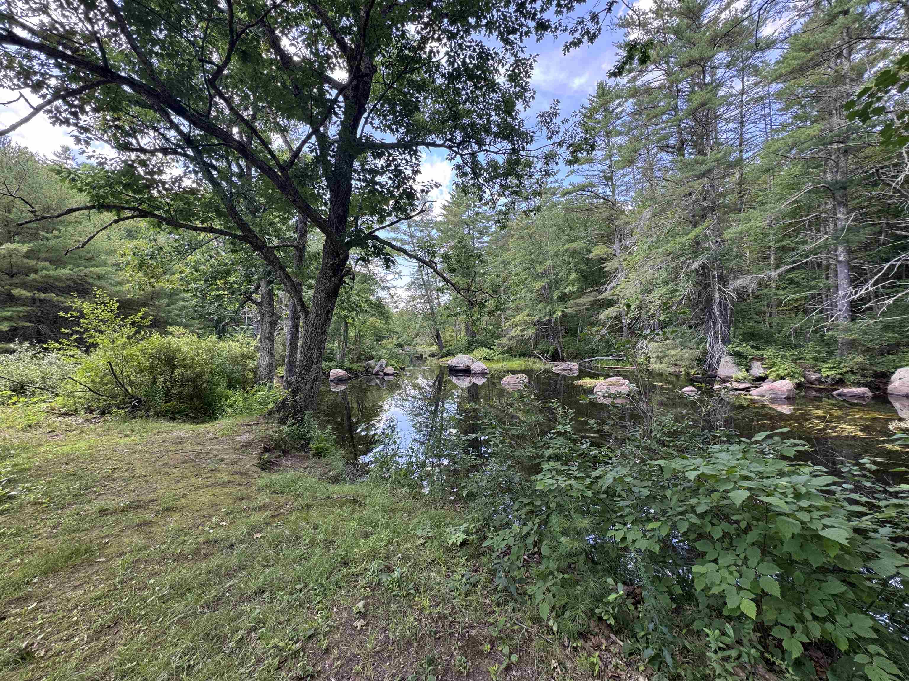140 Parker Mountain Rd, Barrington, NH 03825