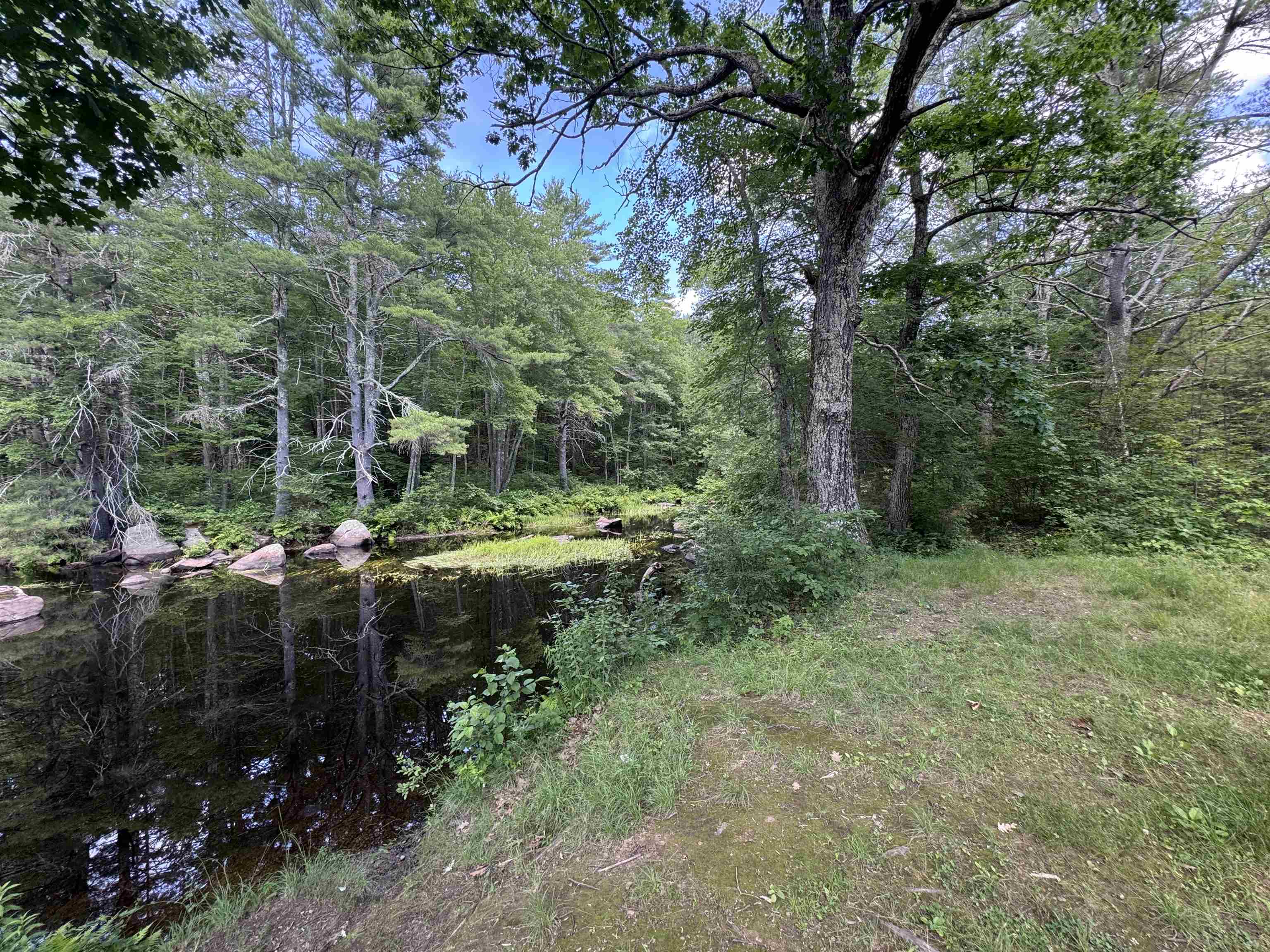 140 Parker Mountain Rd, Barrington, NH 03825