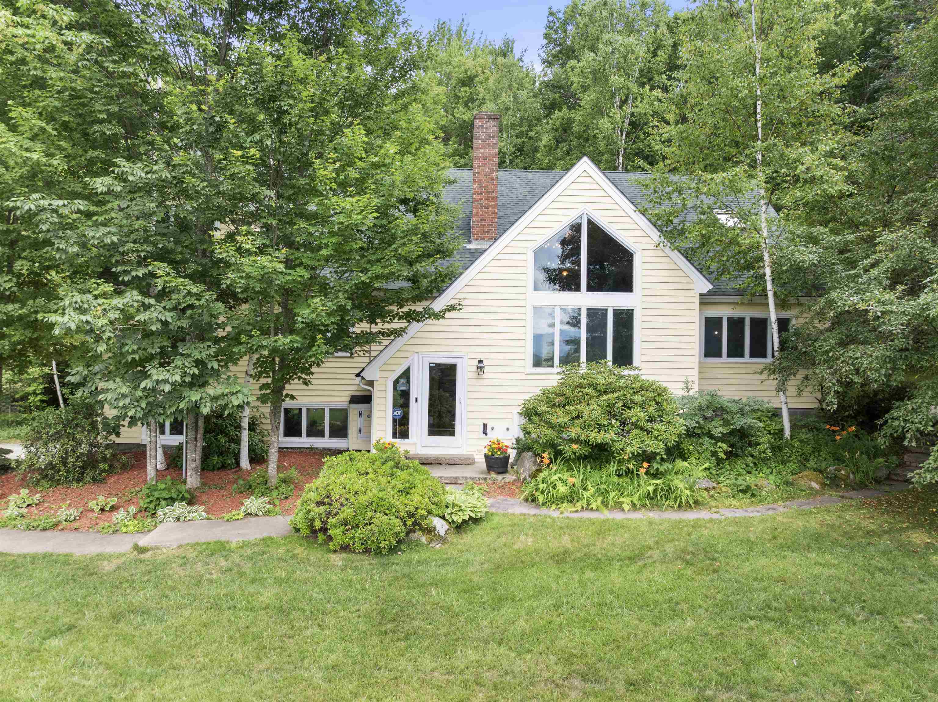 28 Mccoy Ct #4-5, Campton, NH 03223