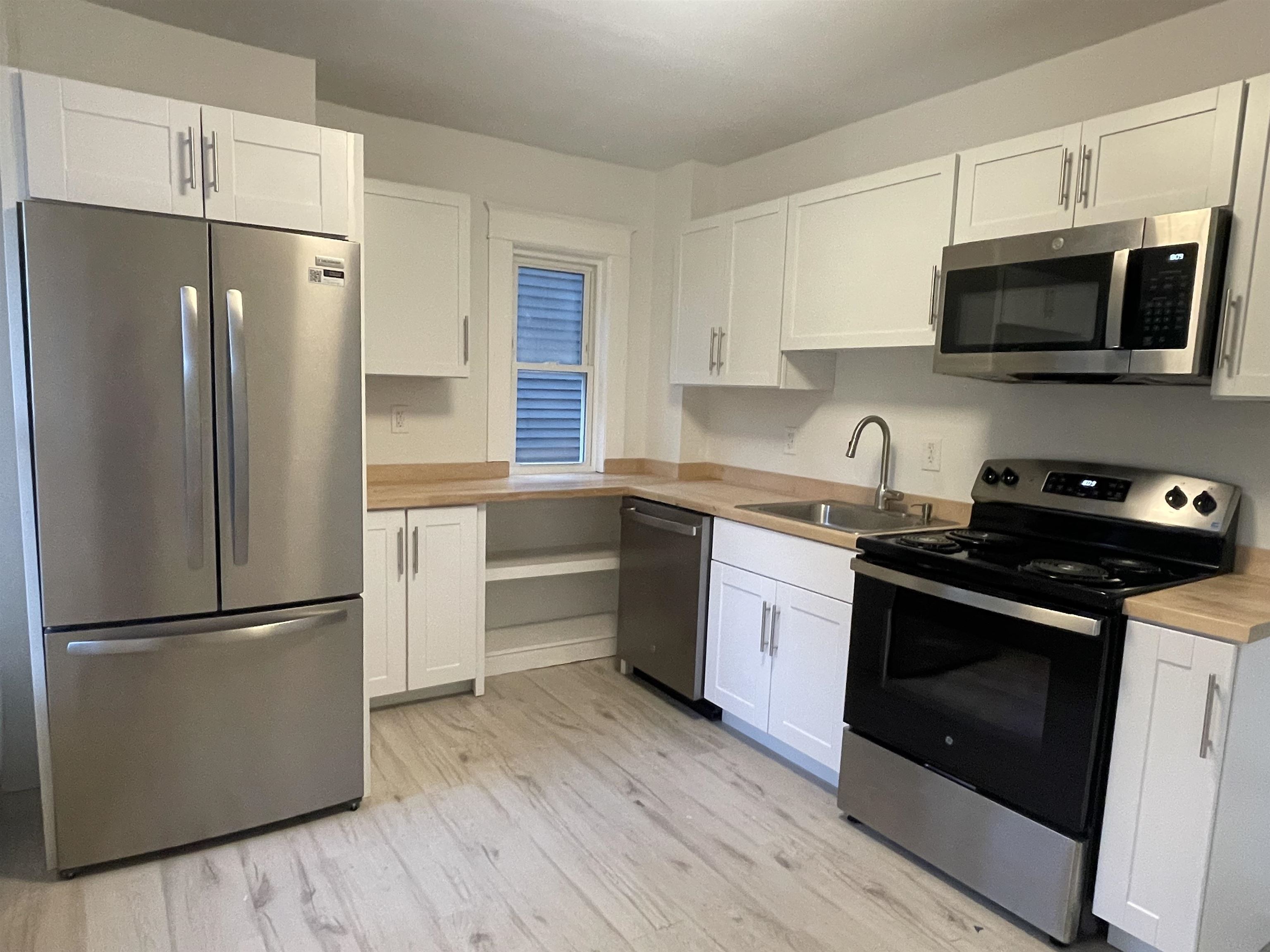 79 Gilford Ave #4, Laconia, NH 03246