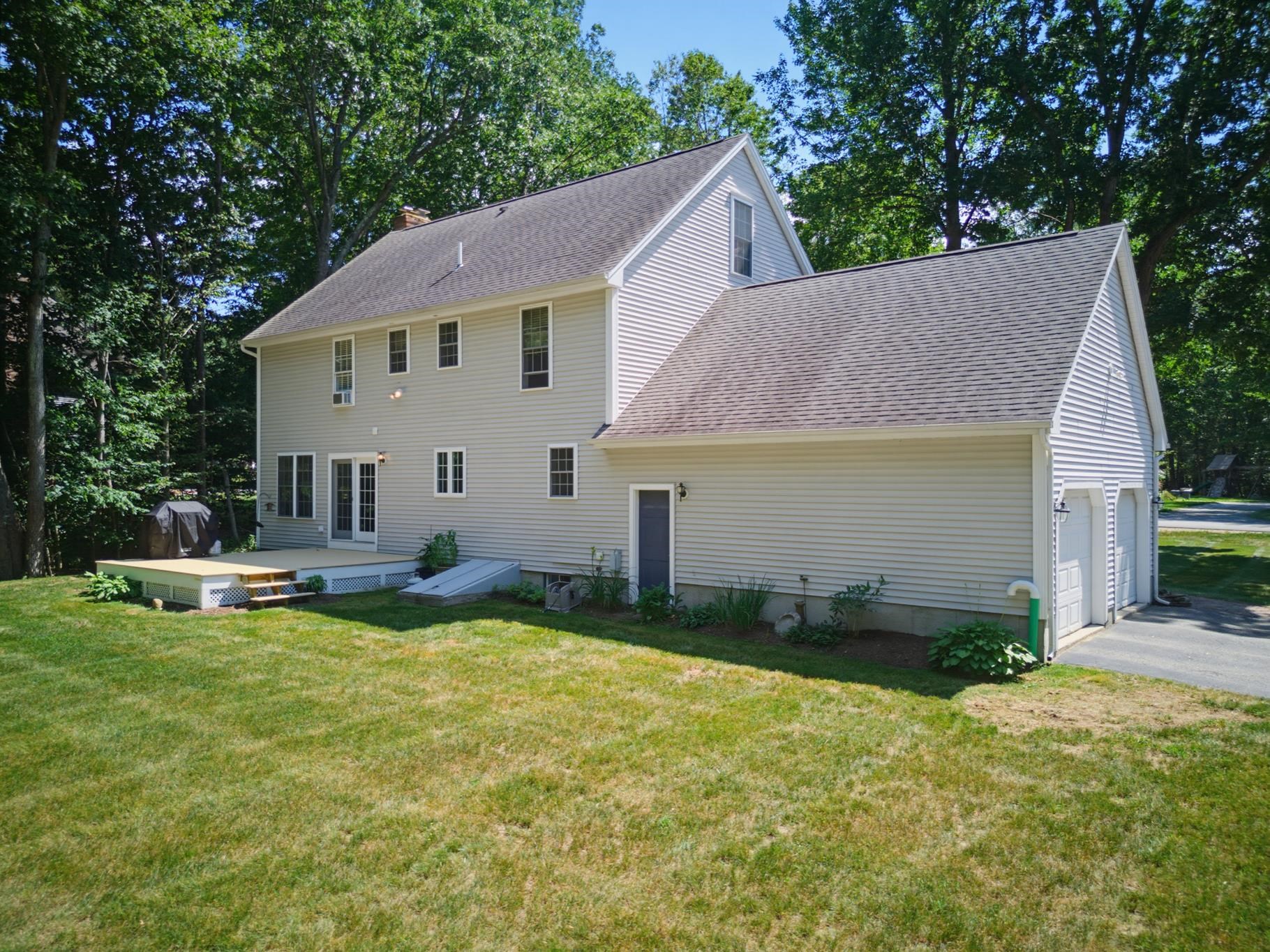9 Champernowne , Madbury, NH 03823
