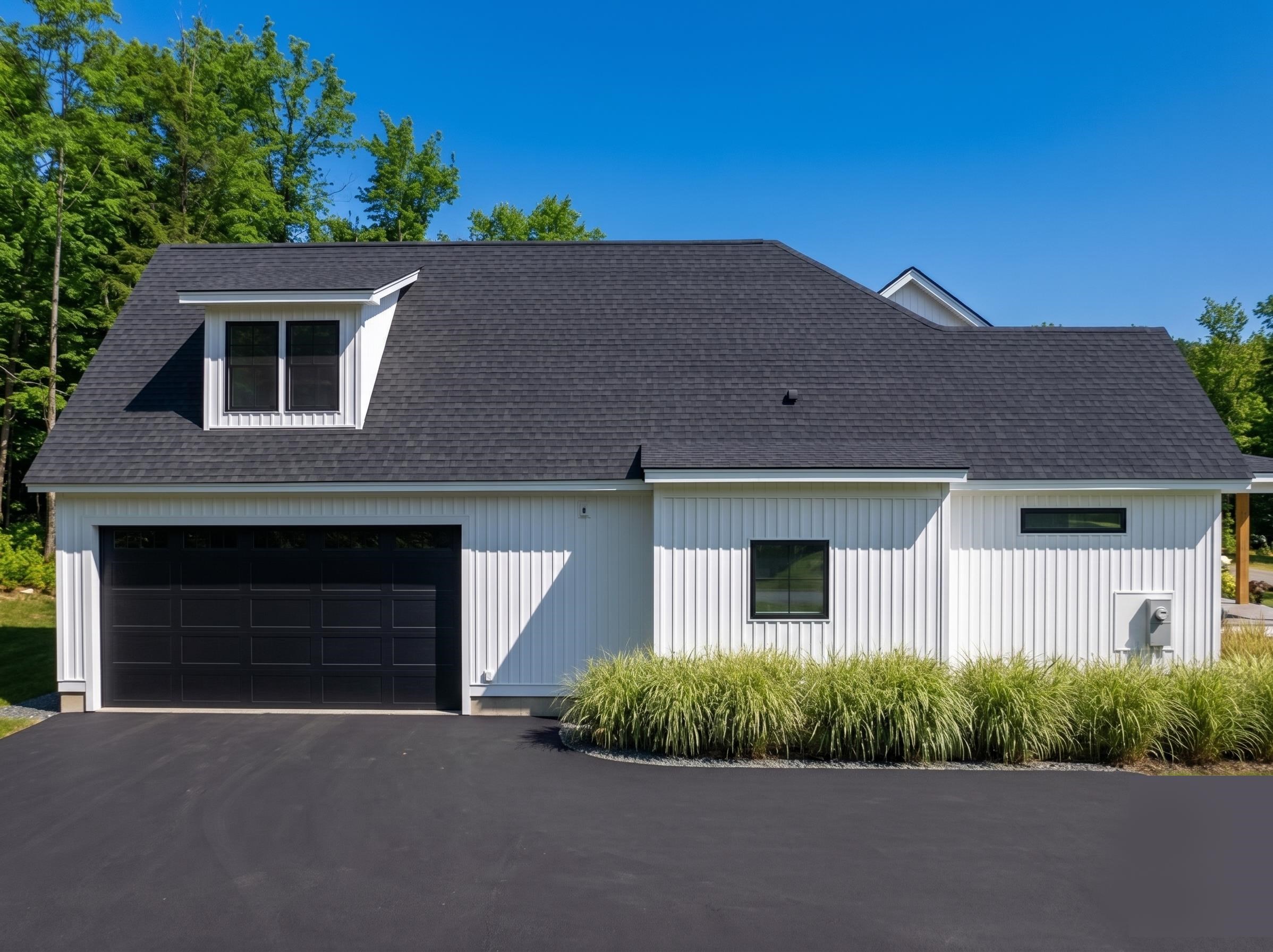 1 Jaytee Dr, Alton, NH 03809