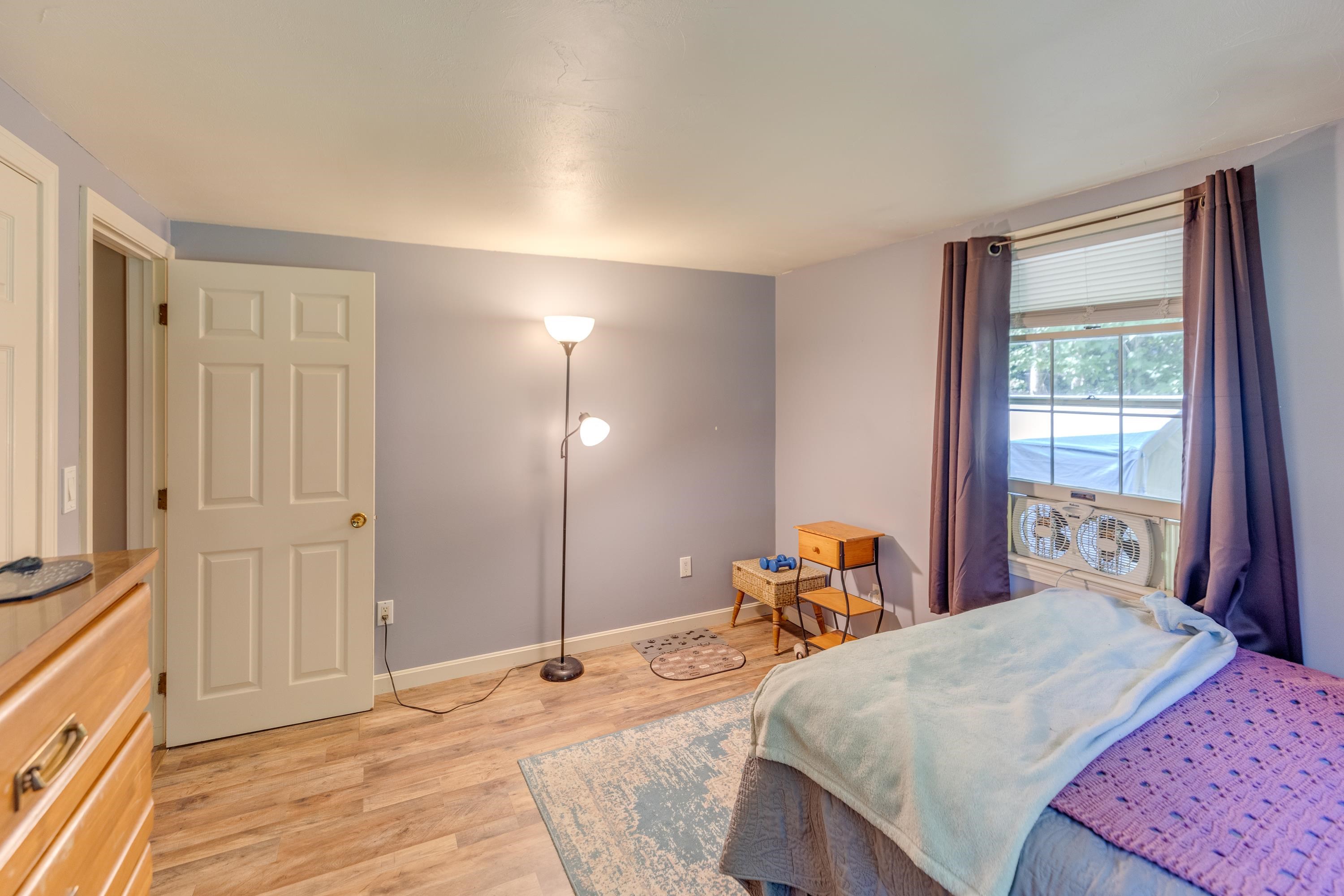 second bedroom