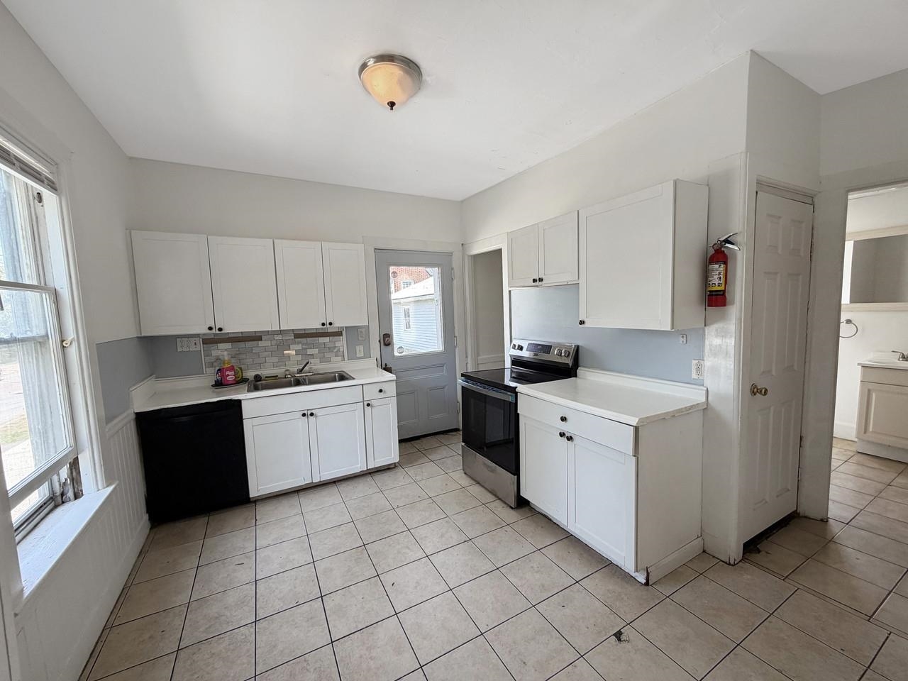 Photo 3 of Single family home for sale at 108 Buell St, Burlington, VT 05401 | MLS# 5099619 | Listing updated on 2026-09-16