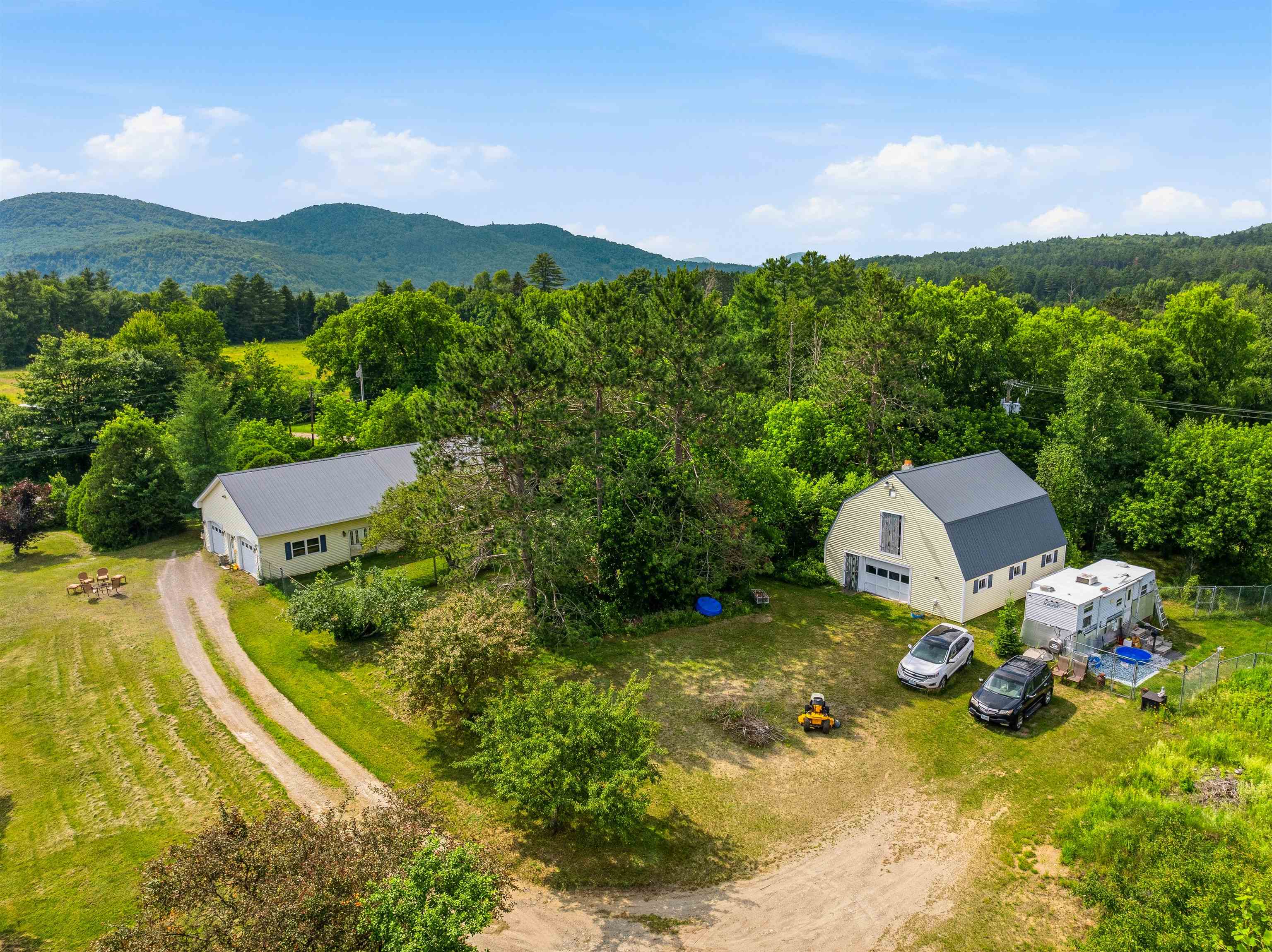 Photo 2 of Single family home for sale at 11 Mountain View Rd, North Stratford, NH 03590 | MLS# 5099658 | Listing updated on 2026-10-07