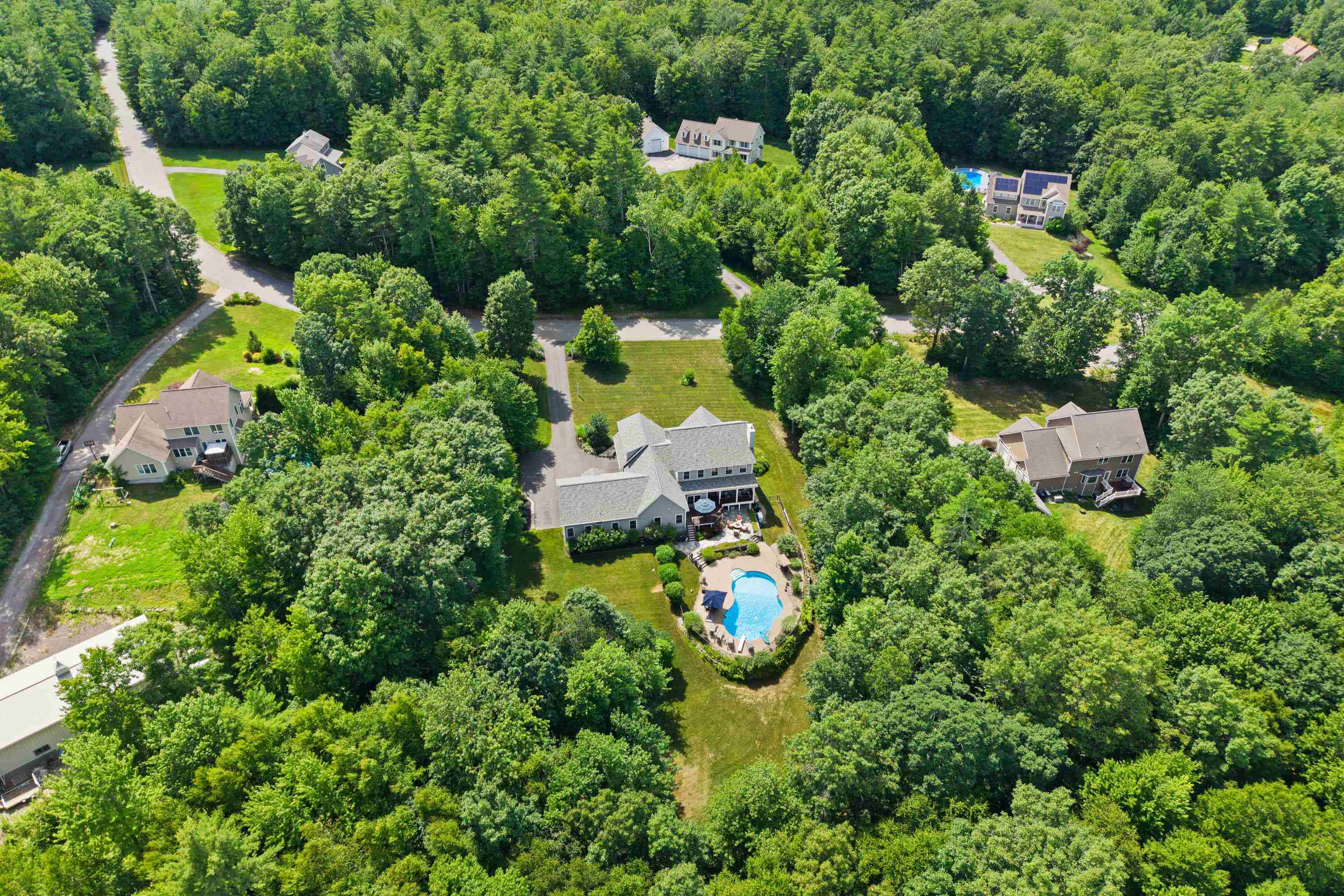 9 Samuel J Dr, Merrimack, NH 03054-2338