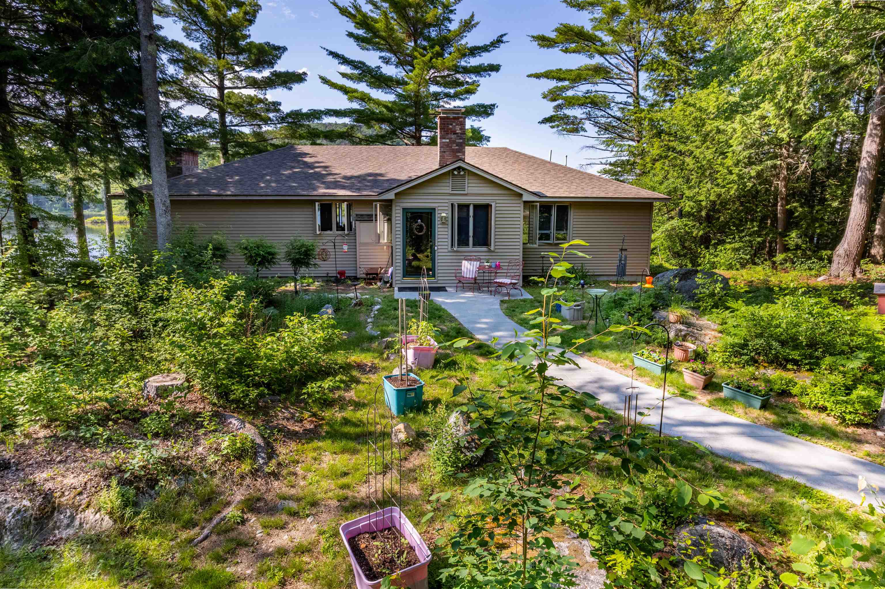 380 Waukeena Lake Rd #39, Danbury, NH 03230