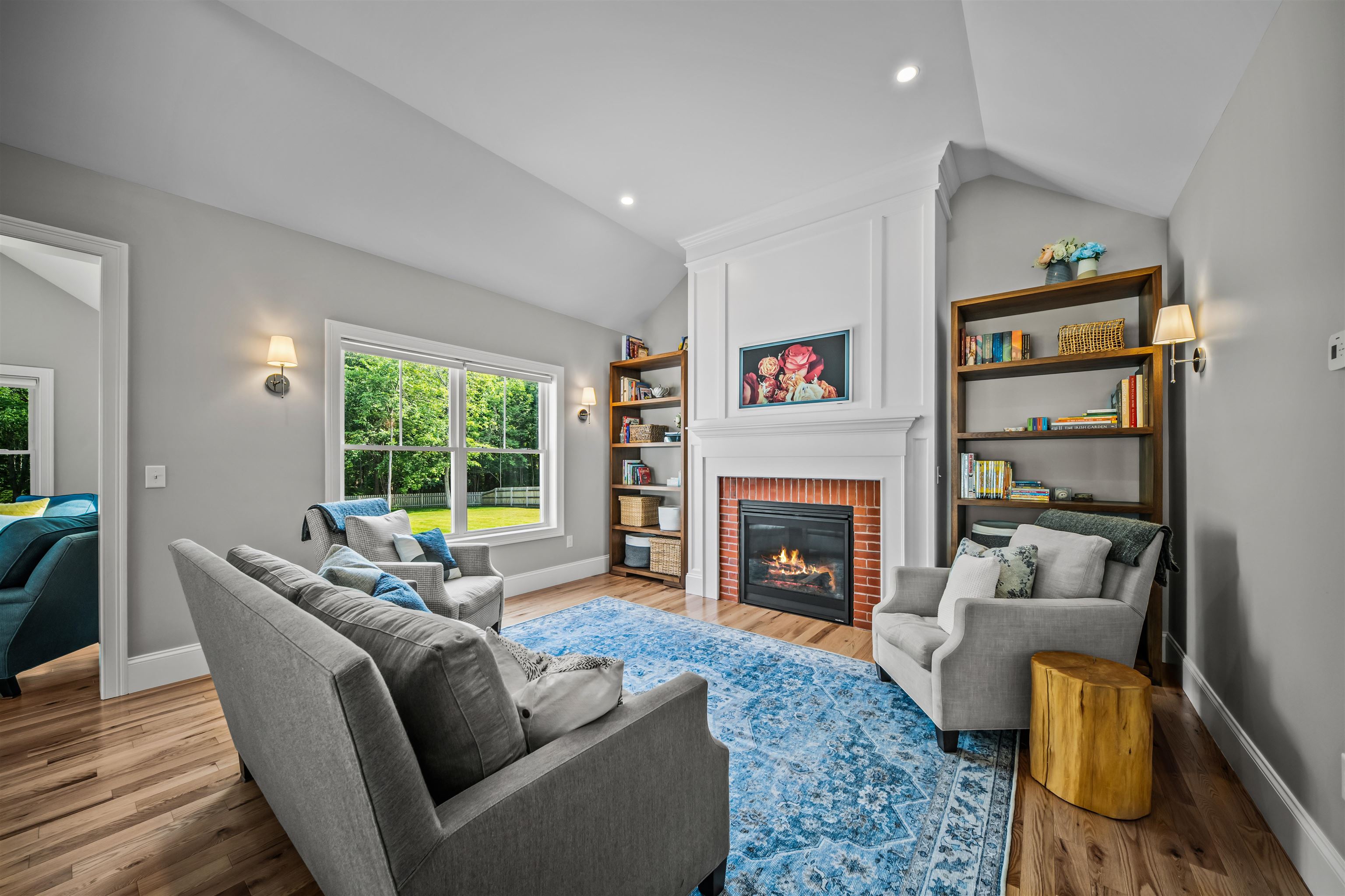 71 Signature Dr, Barrington, NH 03825