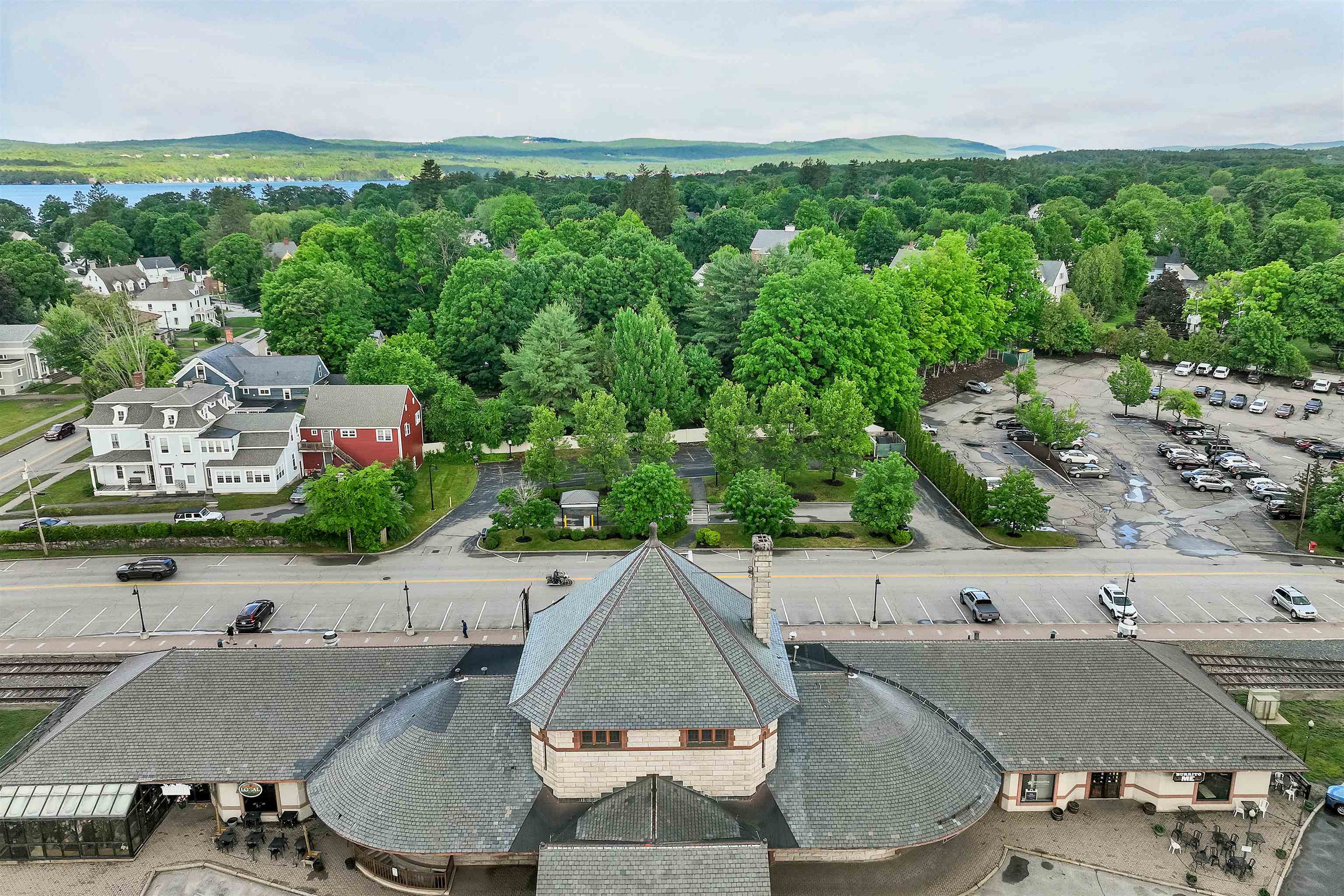 31 New Salem St, Laconia, NH 03246
