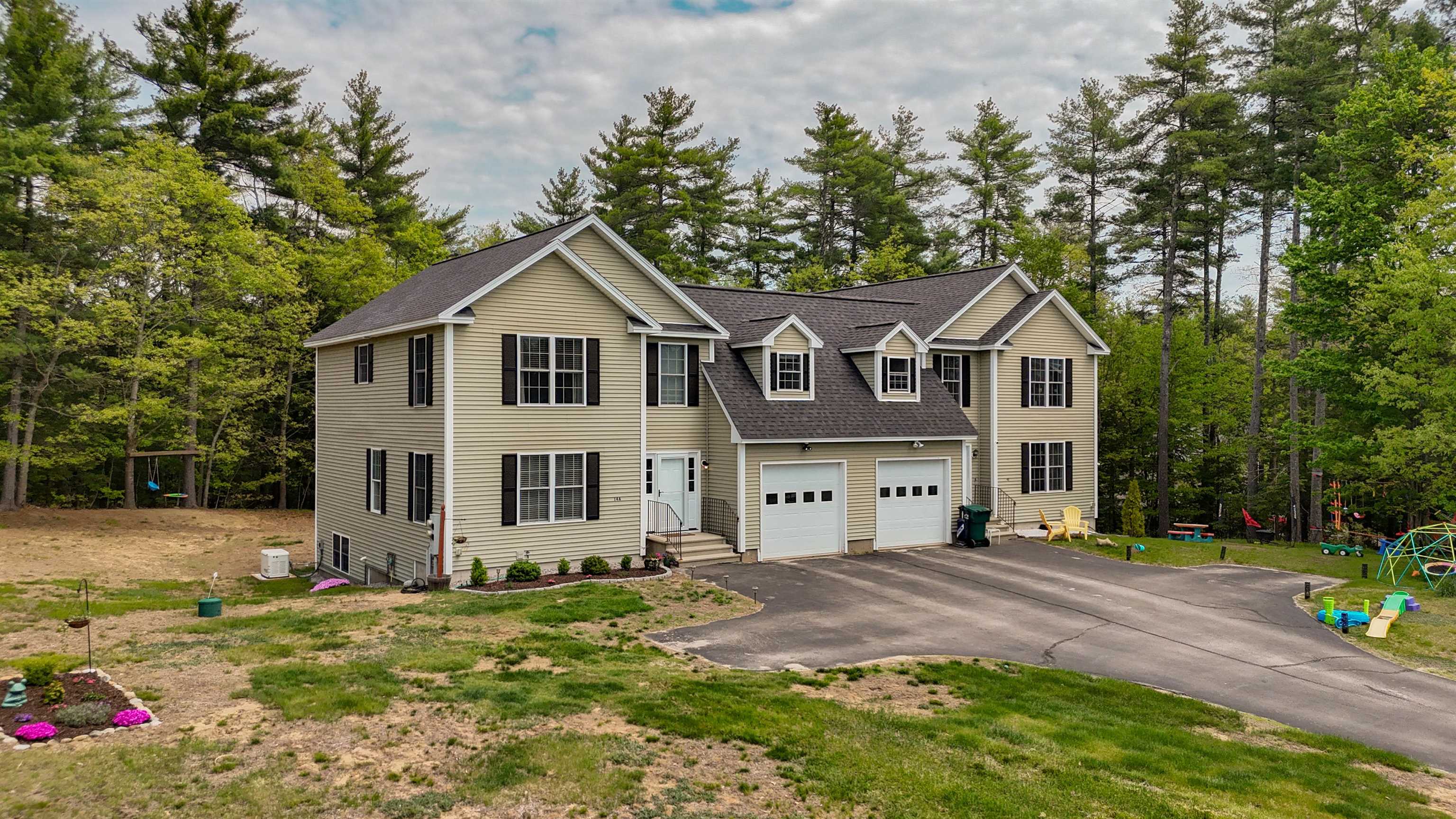 14 Kettle Ln #A, New Boston, NH 03070