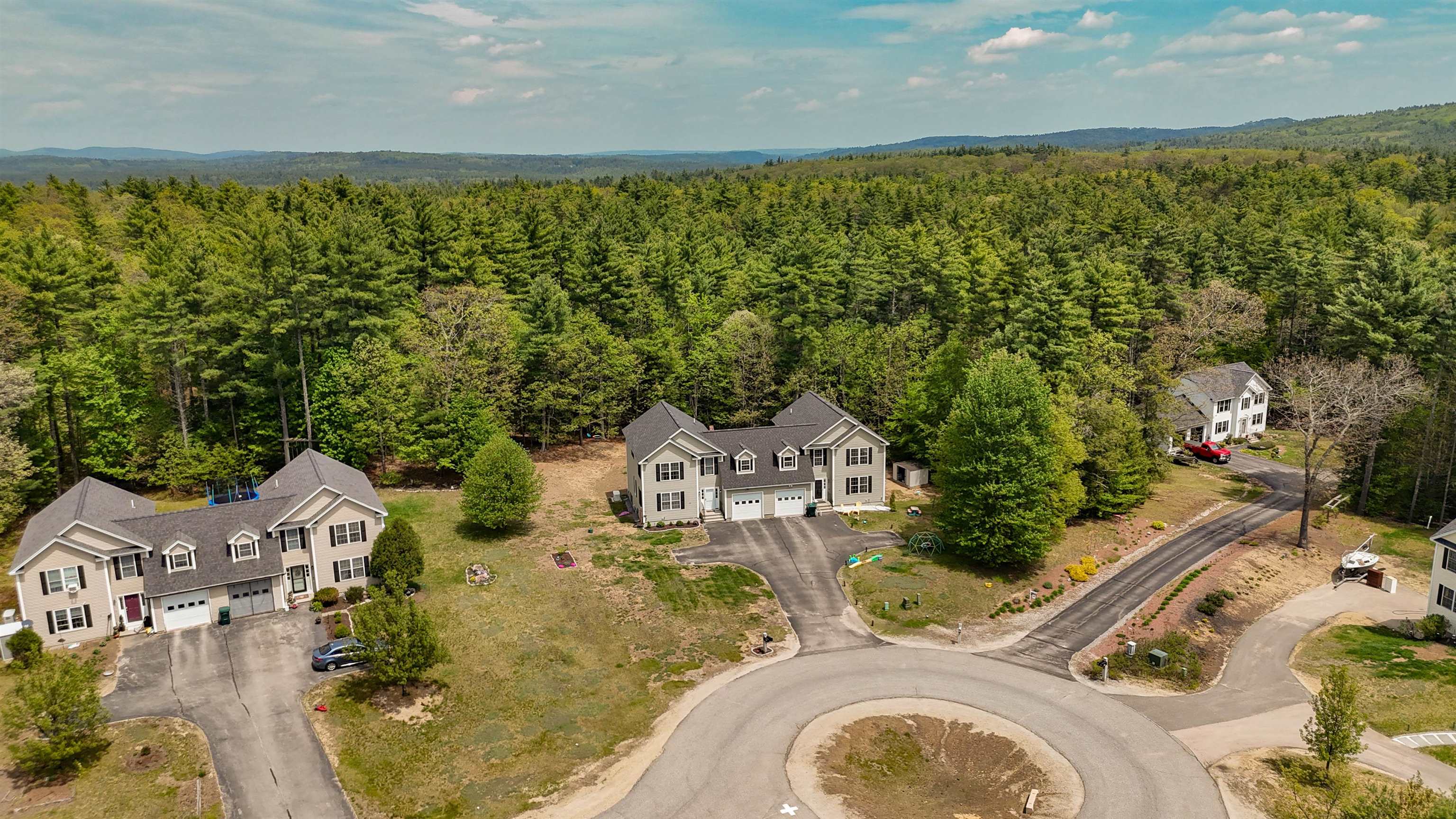 14 Kettle Ln #A, New Boston, NH 03070