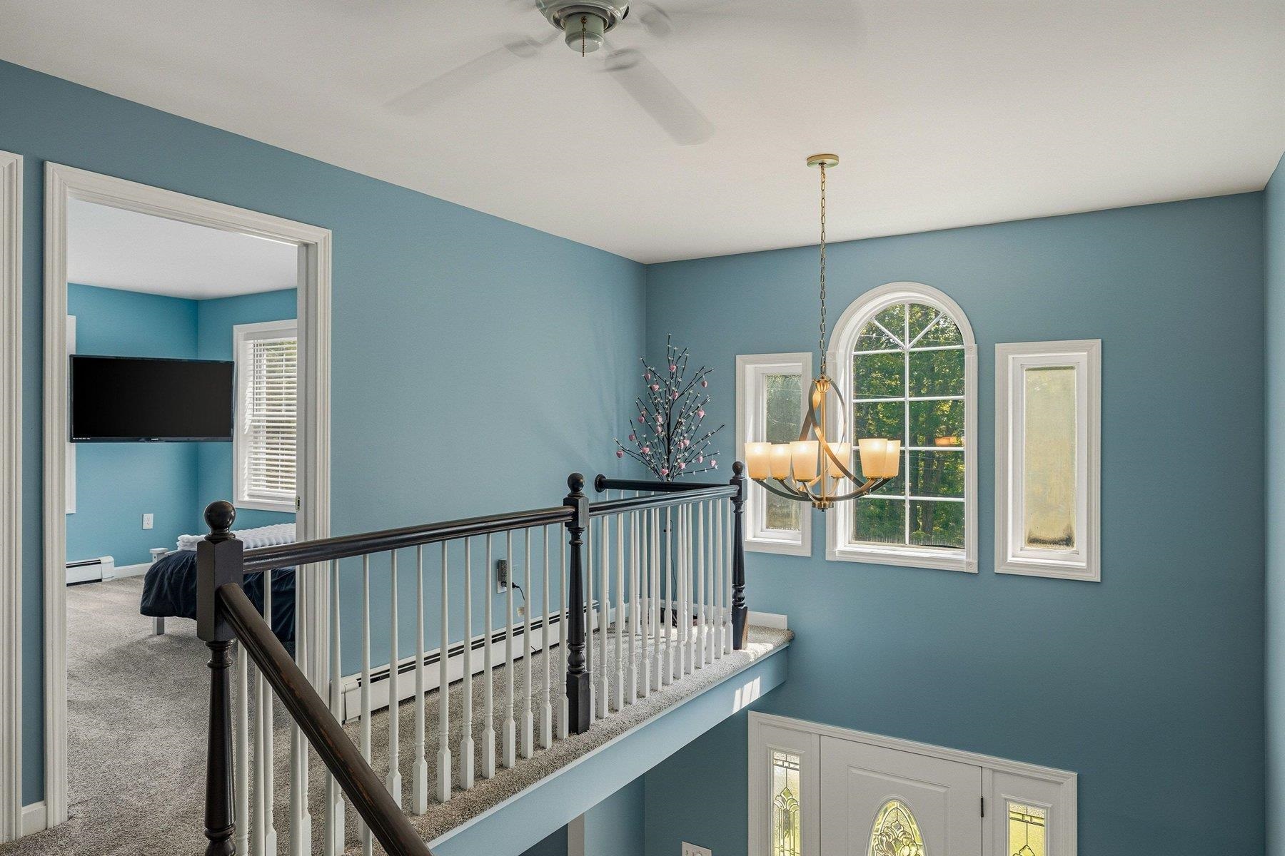 8 Lancelot Rd, Farmington, NH 03835
