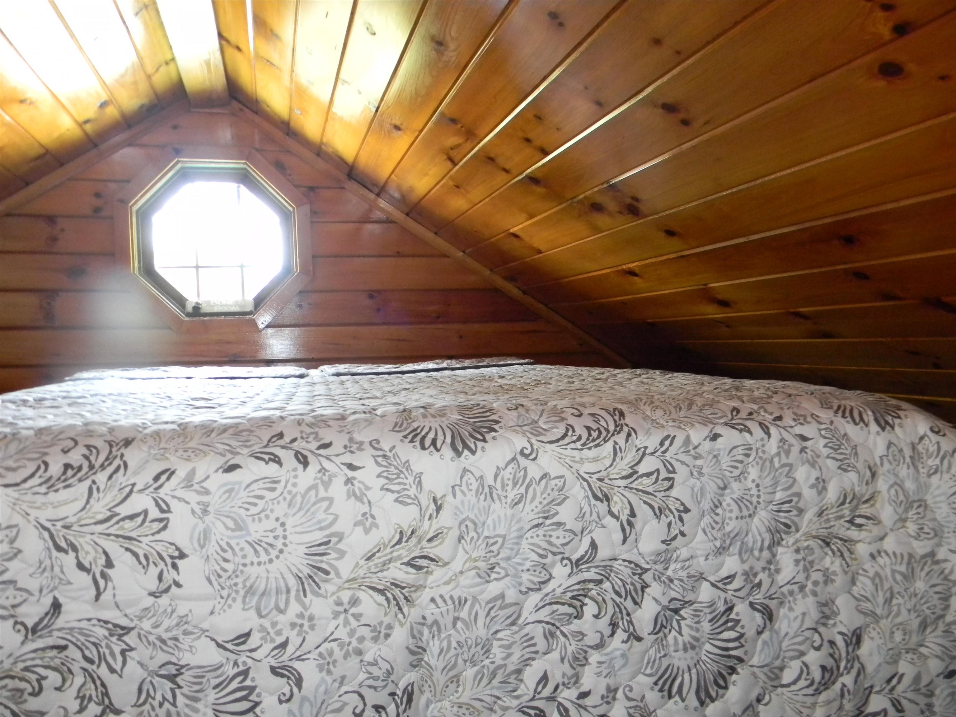 14 Winter St, Northumberland, NH 03582