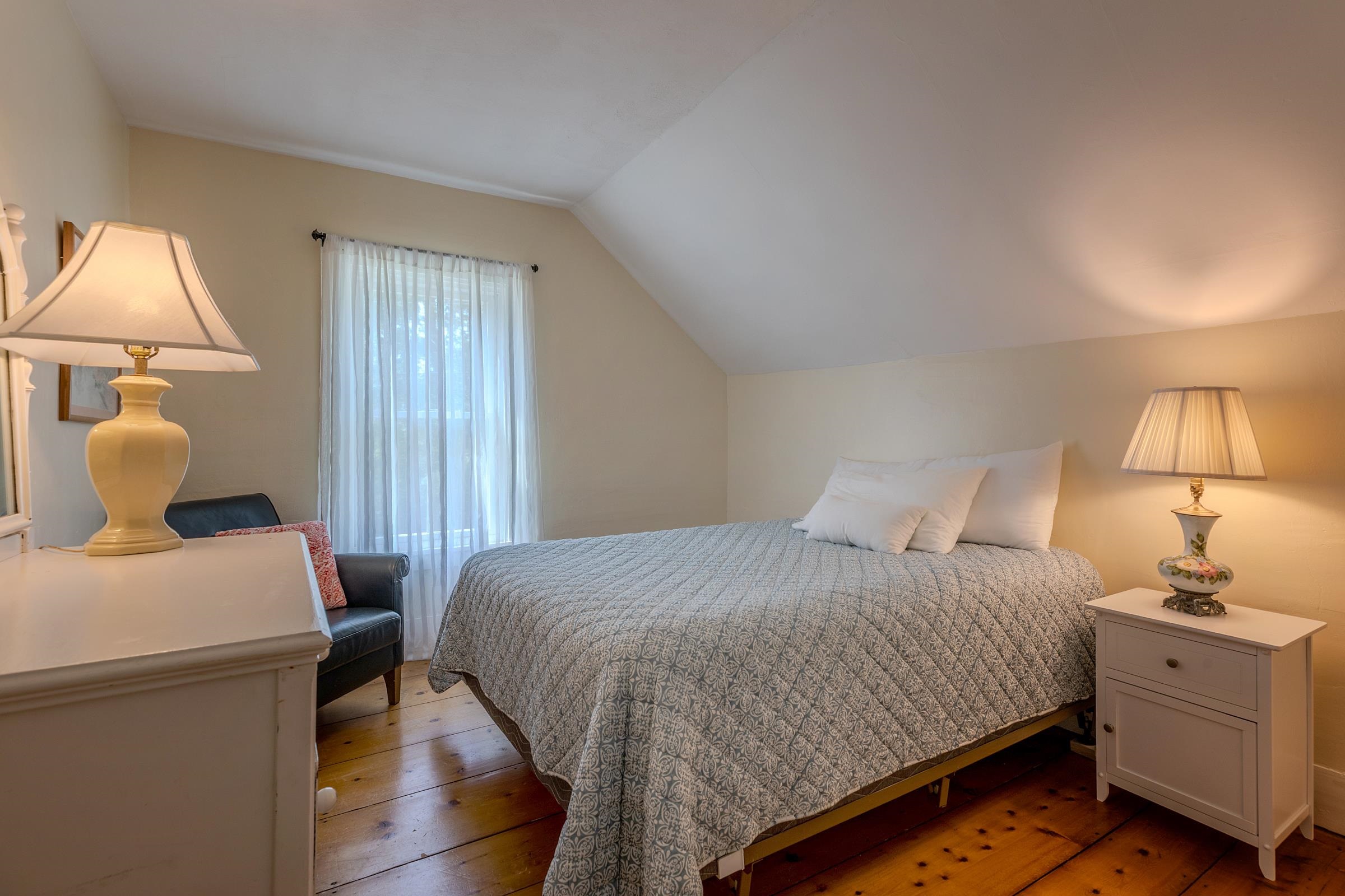 Bedroom 2 25755095