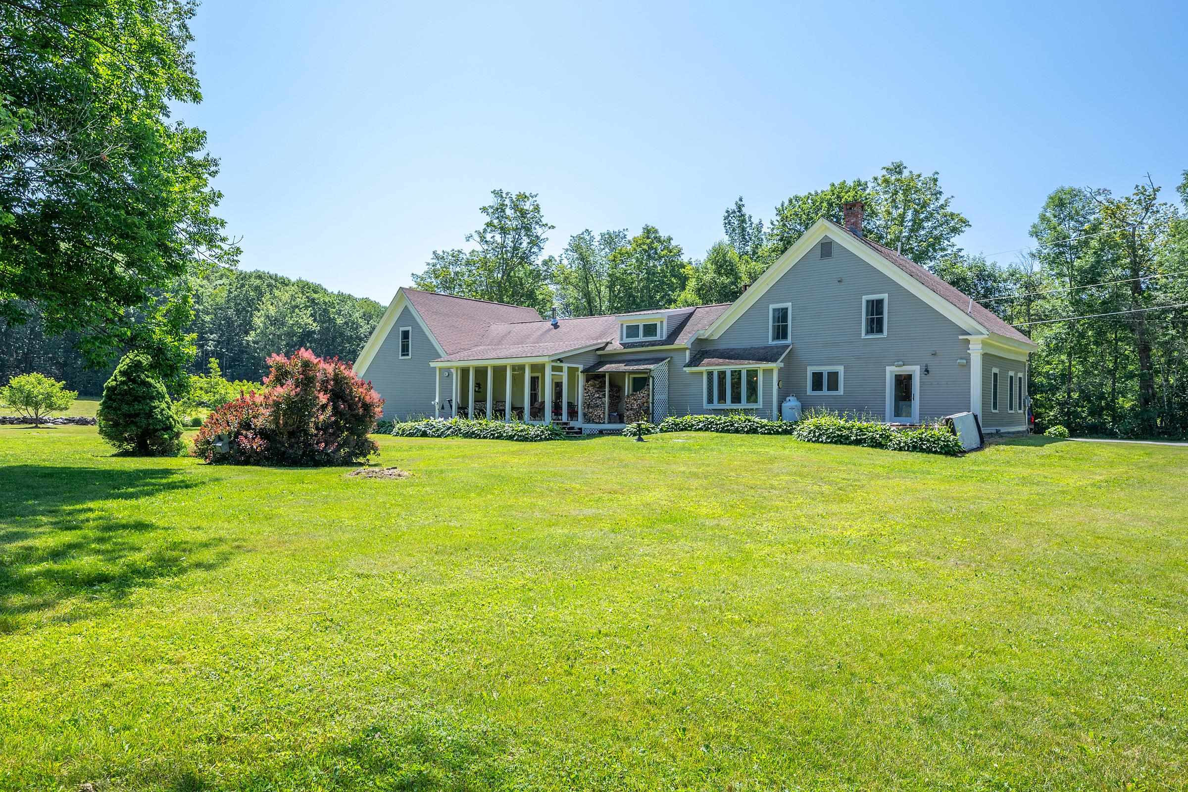 Large backyard 25755116
