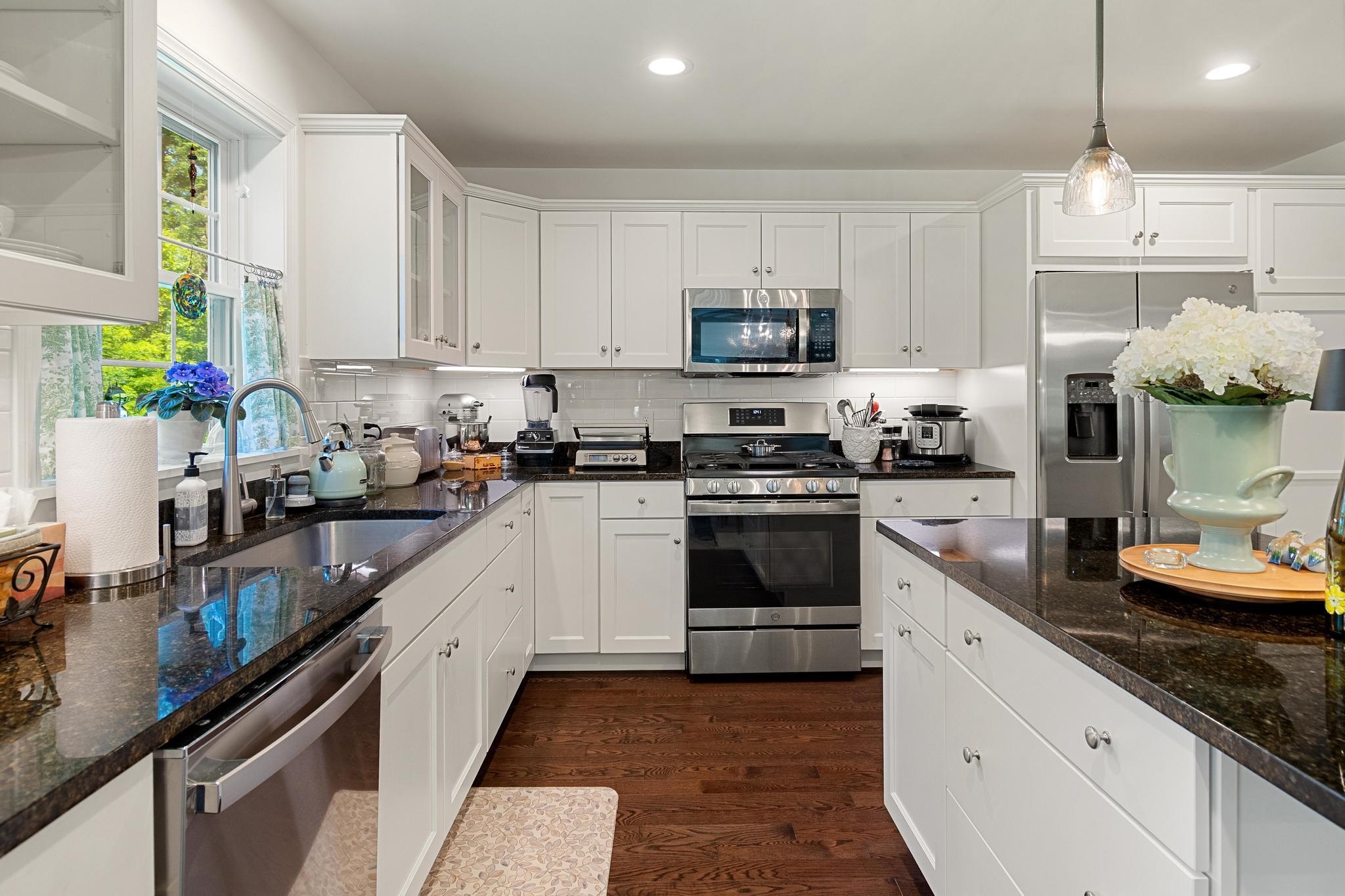 4th image of 49 Florence Ln, Colchester, VT 05446 | MLS# 5099874