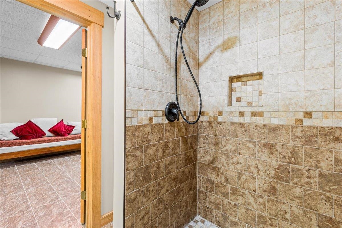 Also a Stair Landing & Utility Rooms Not Seen in Photos