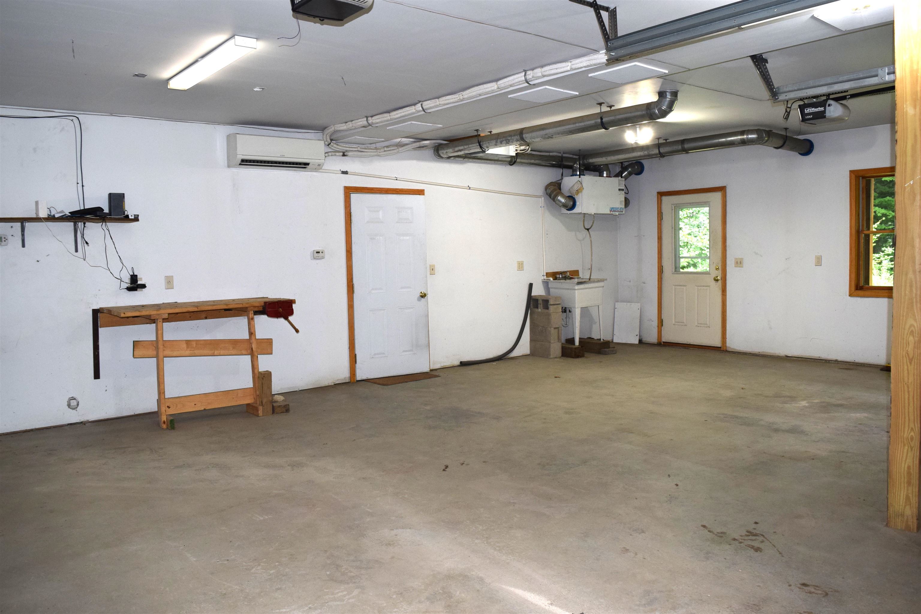 Access to the lower level with rec room or in law suite