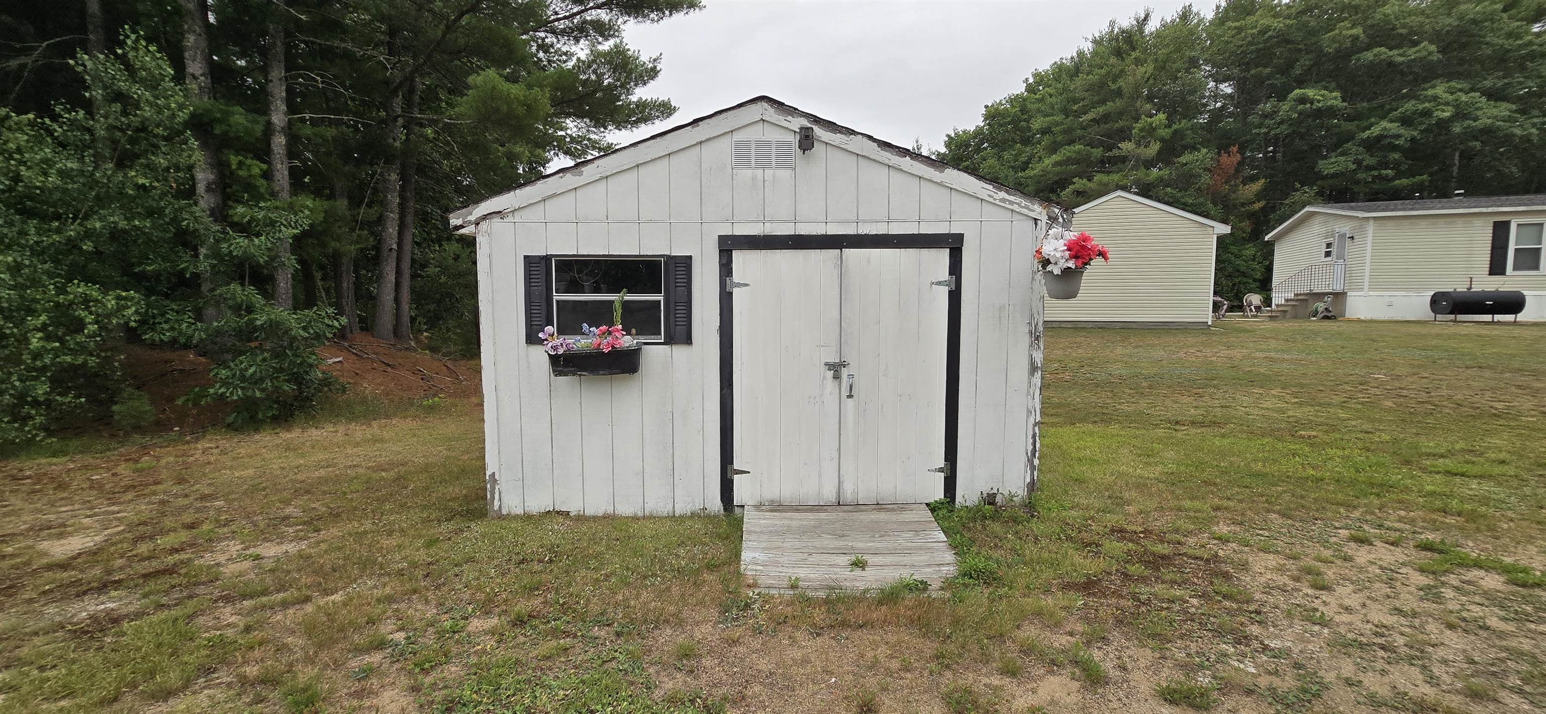 5 Lynn Ln, Rochester, NH 03867