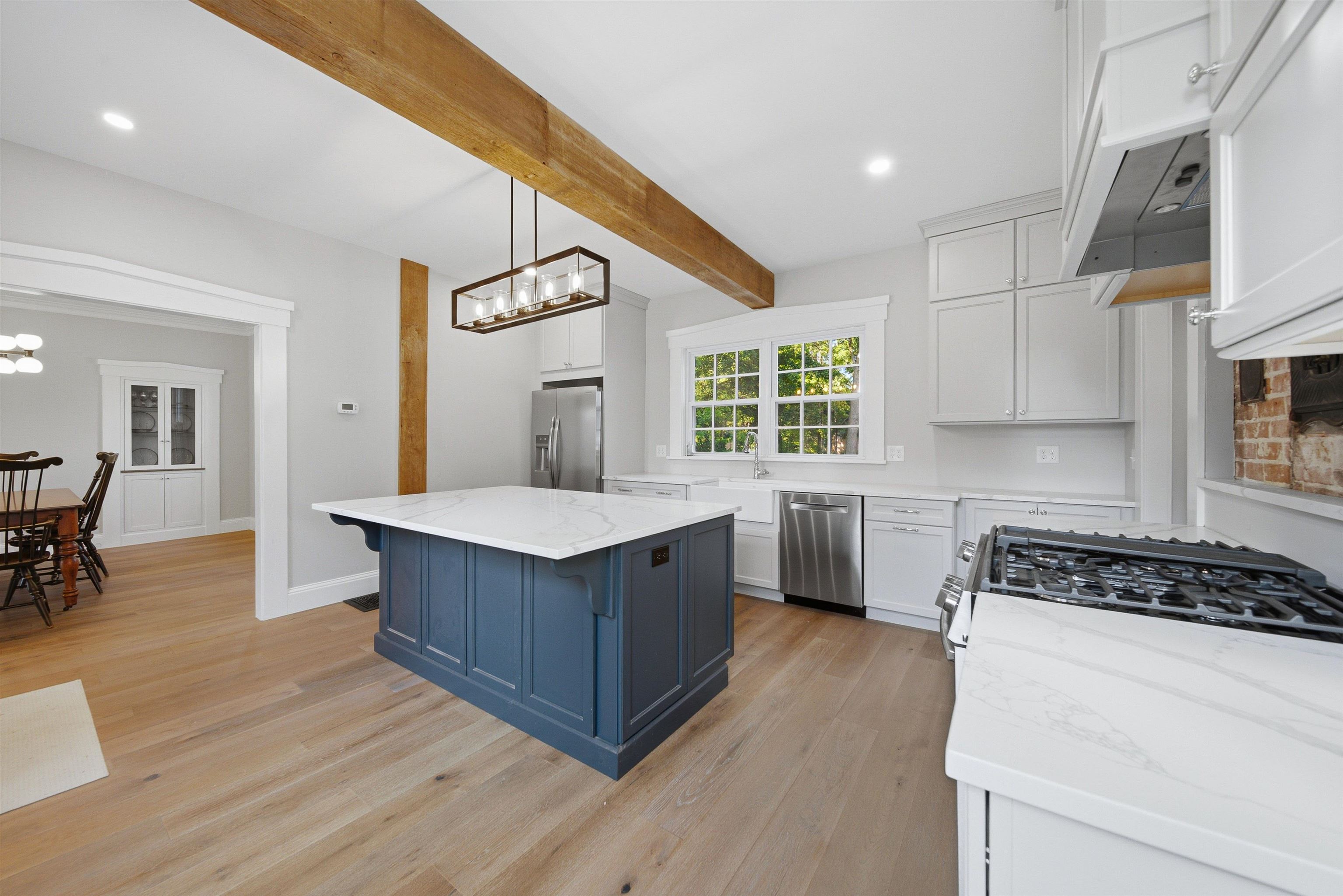 18-20 Souhegan St, Milford, NH 03055