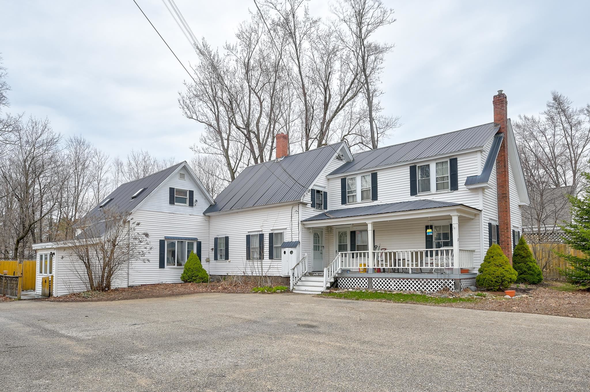 22 Oak St #2, Conway, NH 03860