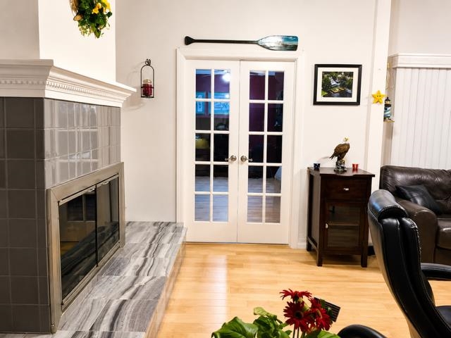 Photo 15 of 25