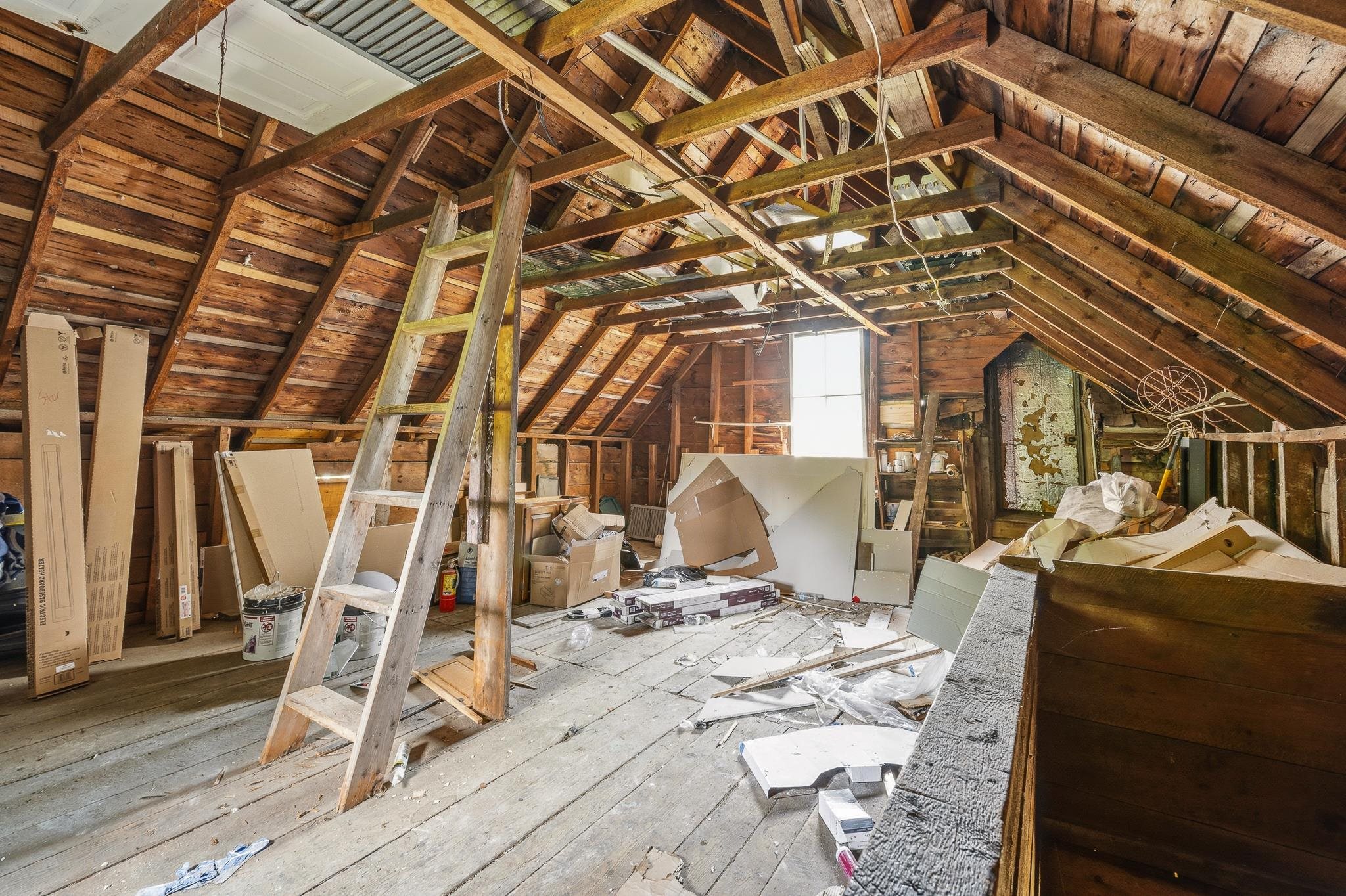 20 Railroad St, Lancaster, NH 03584