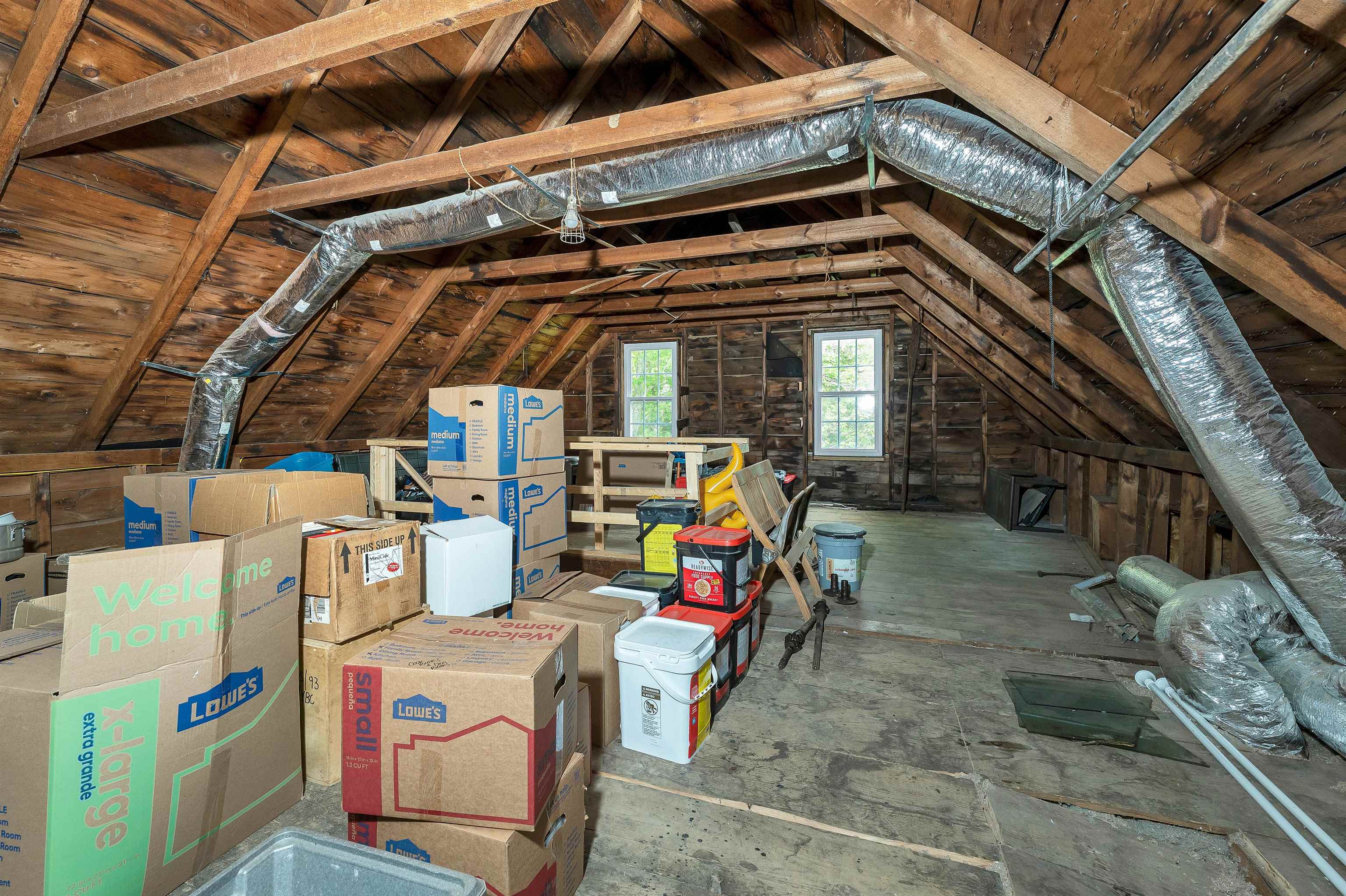 2nd floor entry to barn- l
