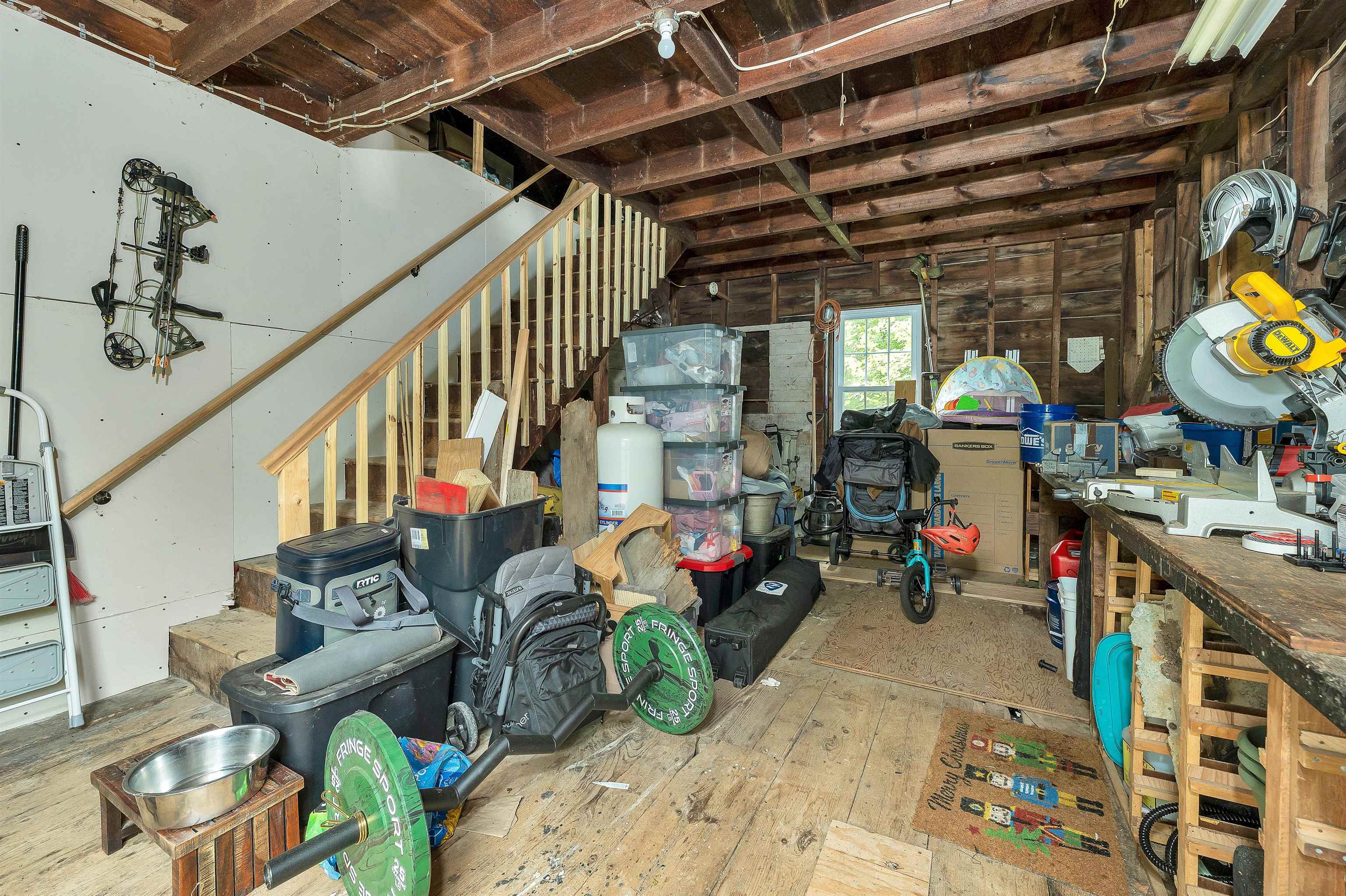 Great storage or expansion space