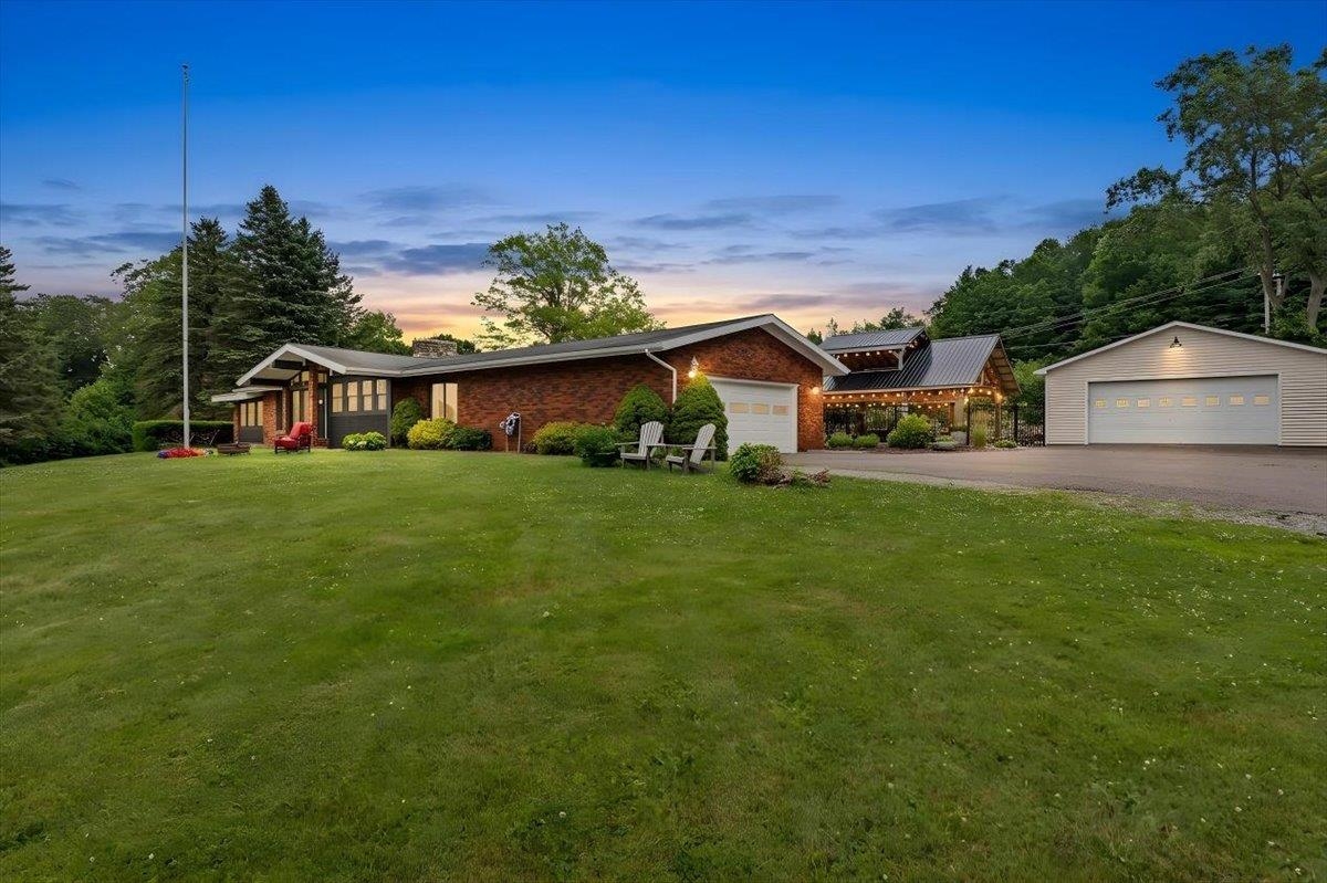 Photo 2 of Single family home for sale at 616 Sheldon Rd, Saint Albans, VT 05478 | MLS# 5100491 | Listing updated on 2026-09-17