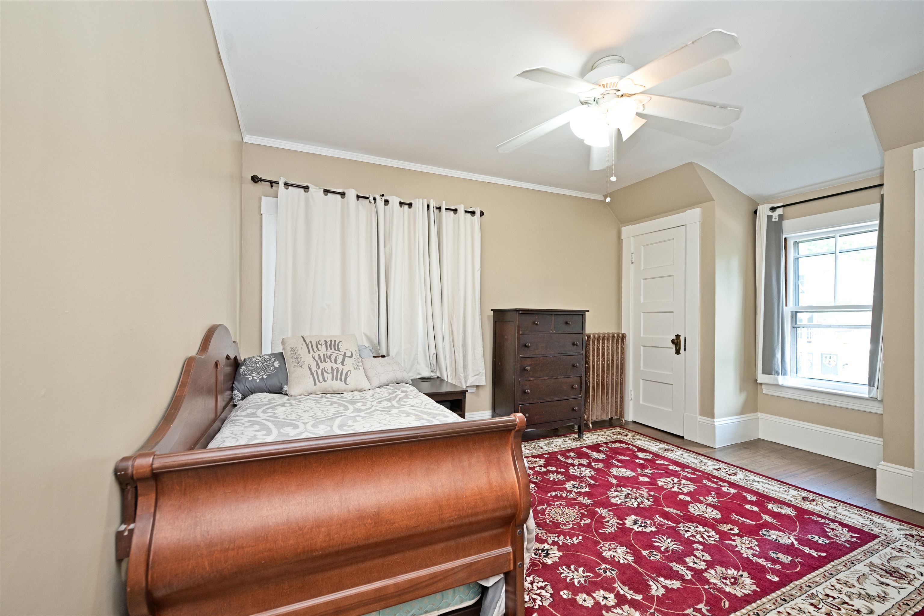 2nd floor Bedroom#1