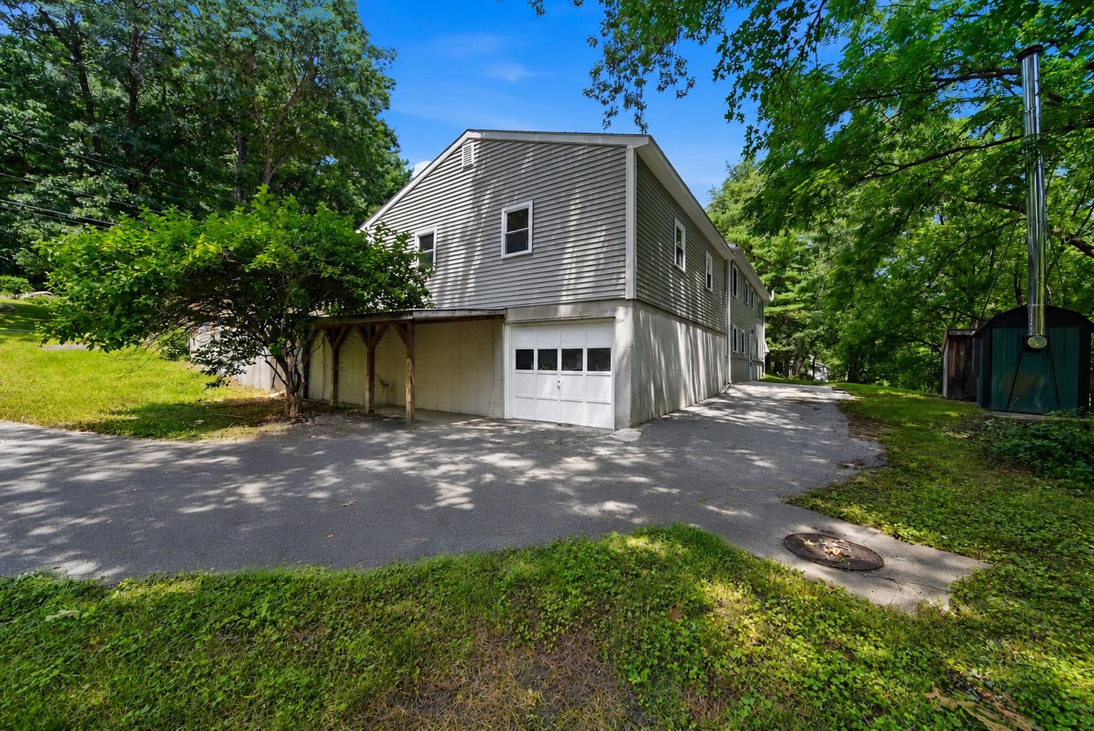 17 Parker Dr, Nashua, NH 03062