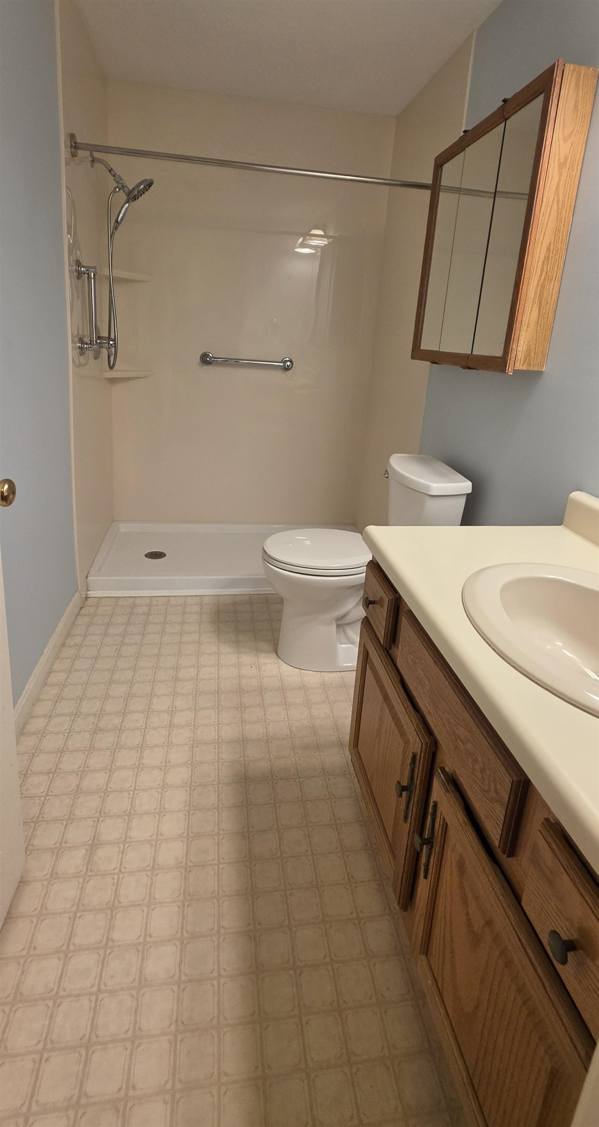 Photo 9 of 23