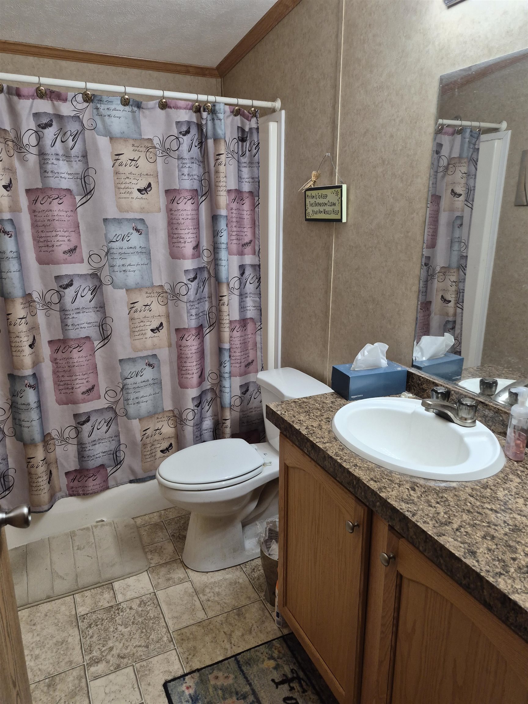 Bathroom 25797437
